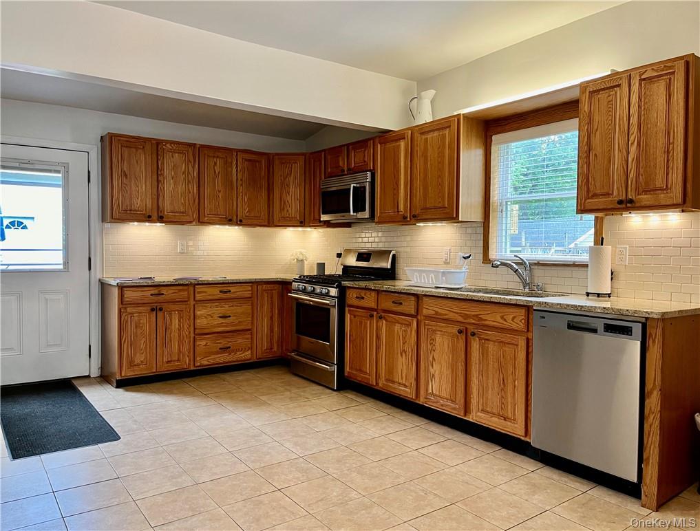 6 Cottage Street # #2, Warwick, NY 10990