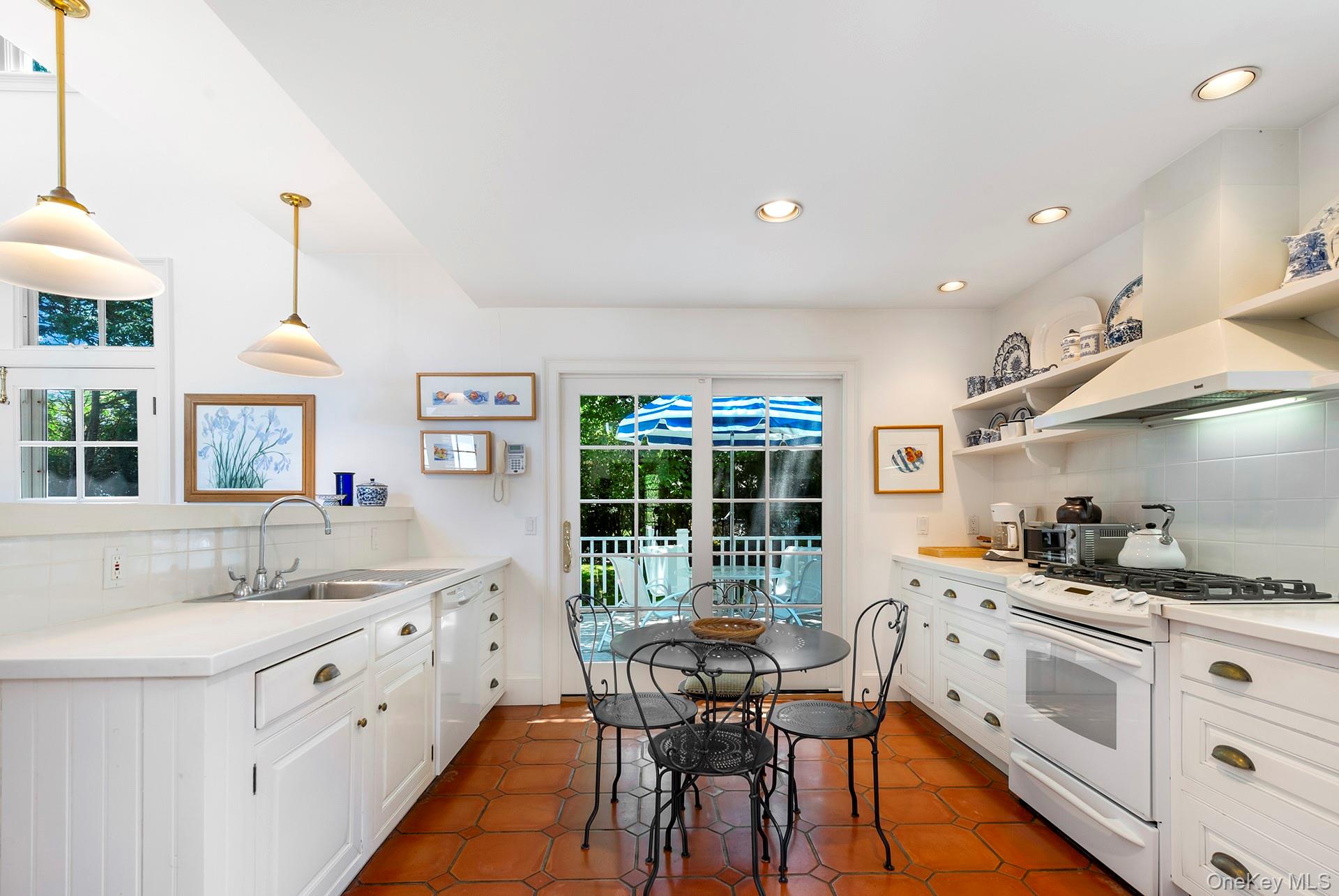 256 Main Street, Amagansett, NY 11930