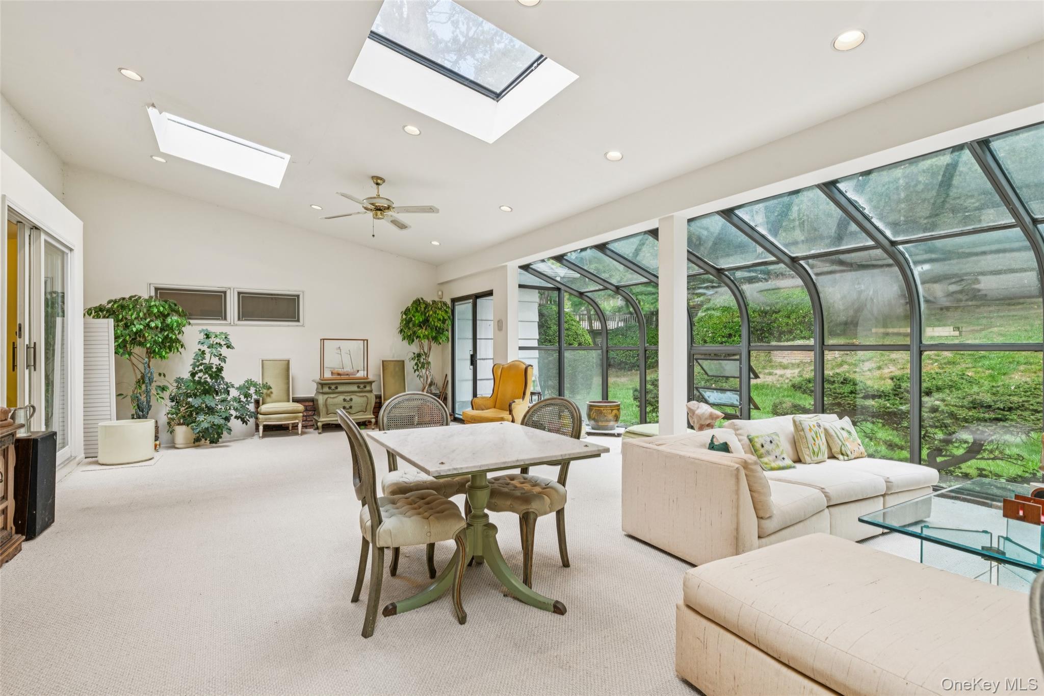 75 Mimosa Drive, Roslyn, NY 11576