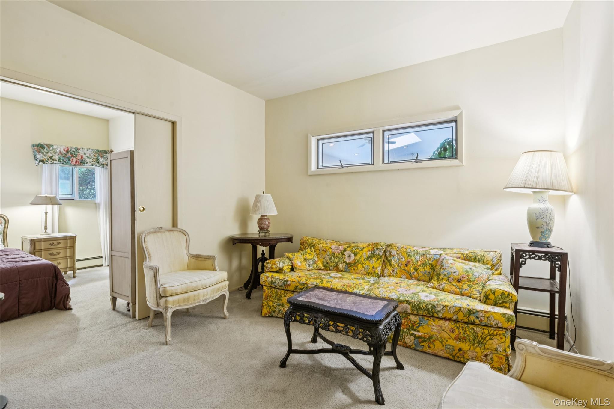 75 Mimosa Drive, Roslyn, NY 11576