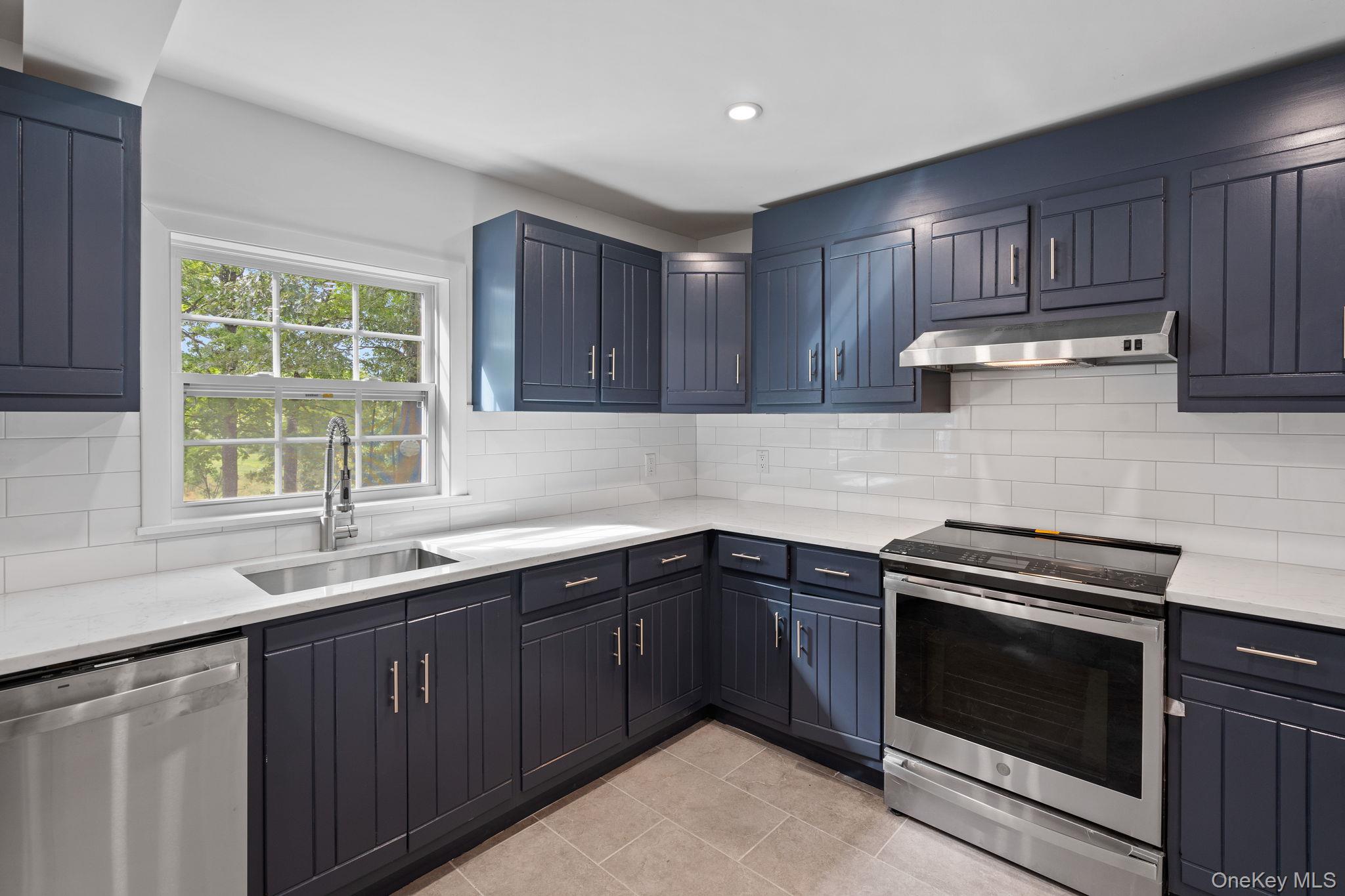 408 Hosner Mountain Road, Stormville, NY 12582