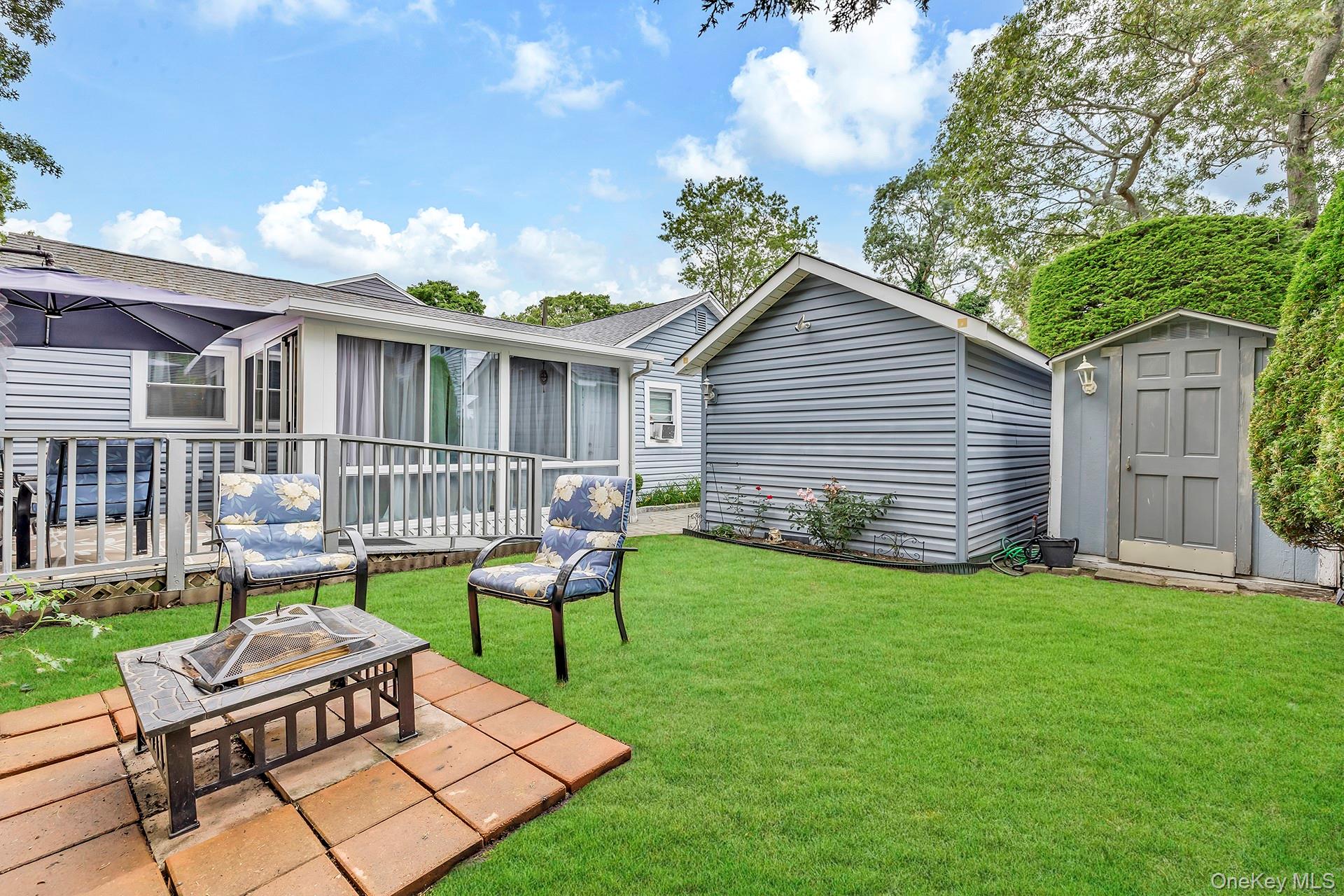 44 Lexington Avenue, Patchogue, NY 11772