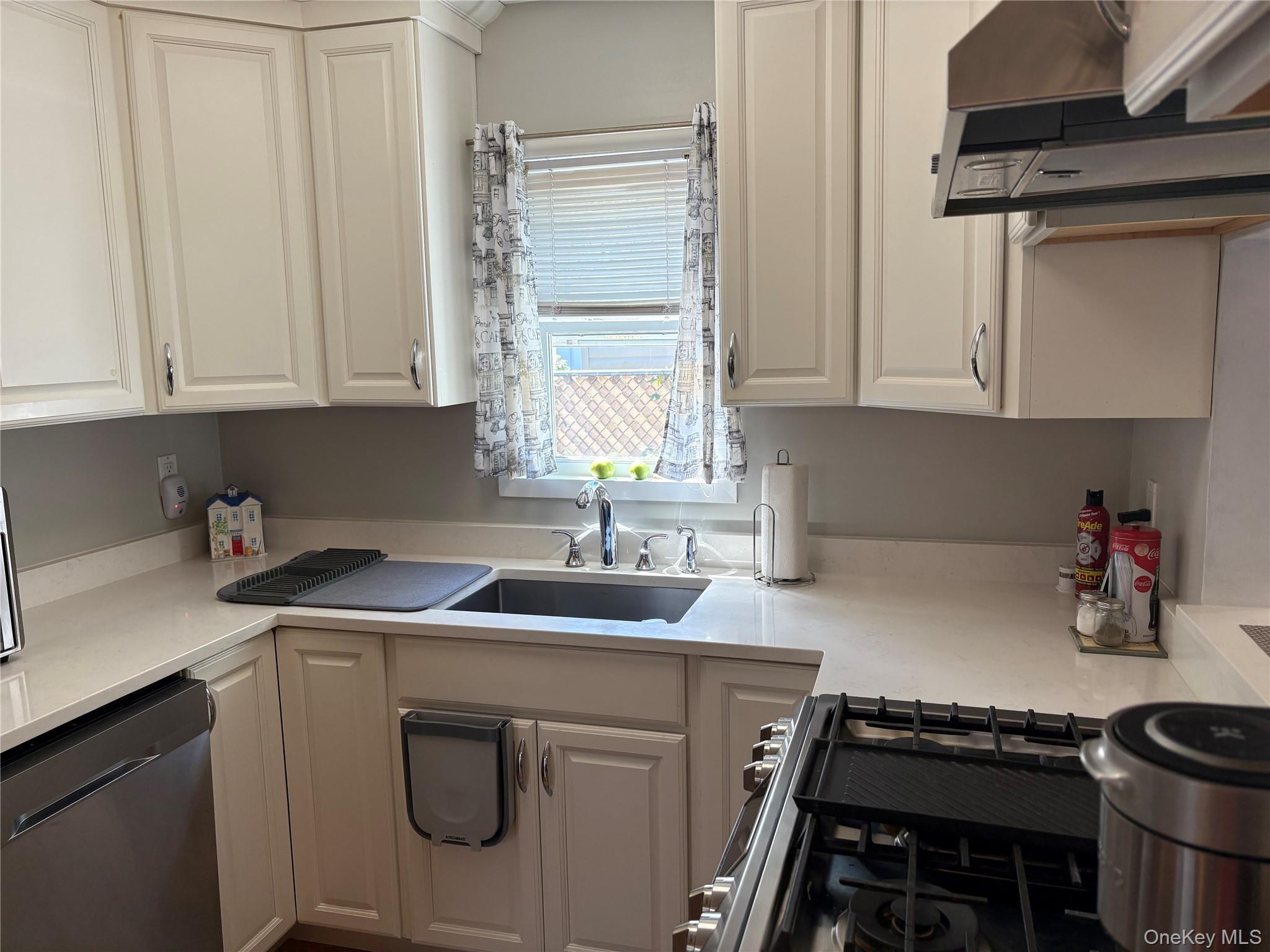 44 Lexington Avenue, Patchogue, NY 11772