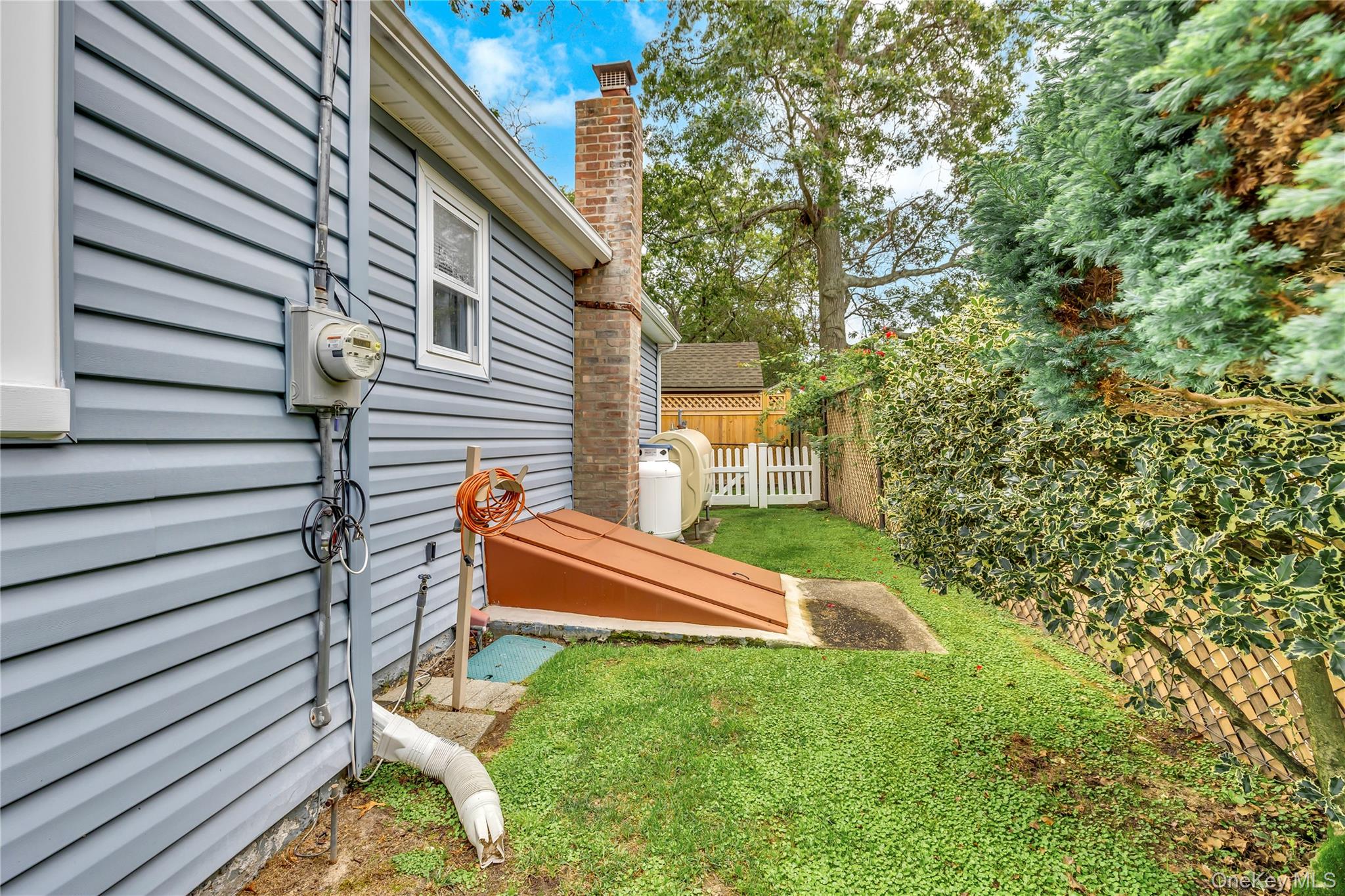 44 Lexington Avenue, Patchogue, NY 11772