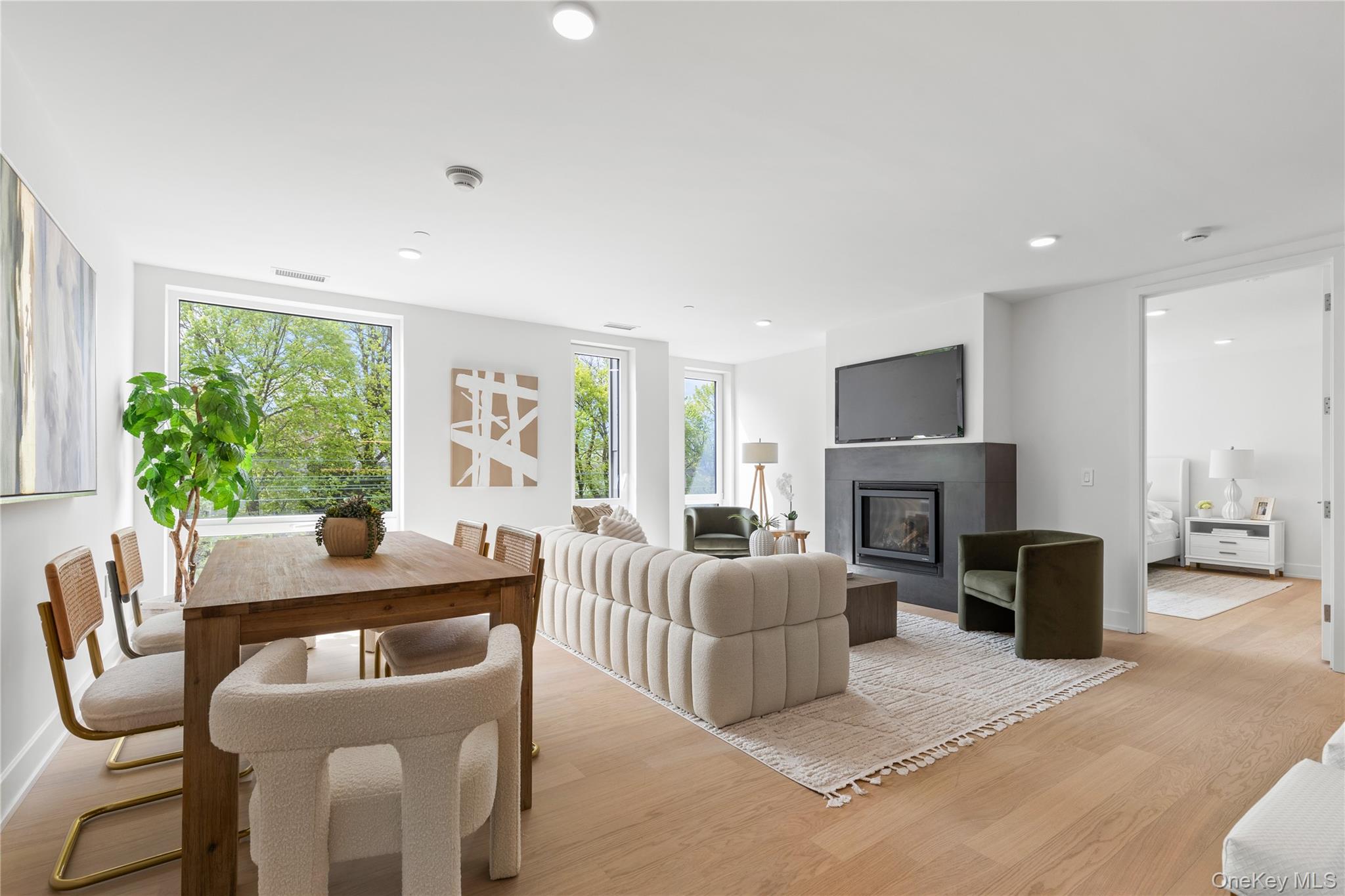 33 Calvert Street # PH6, Harrison, NY 10528