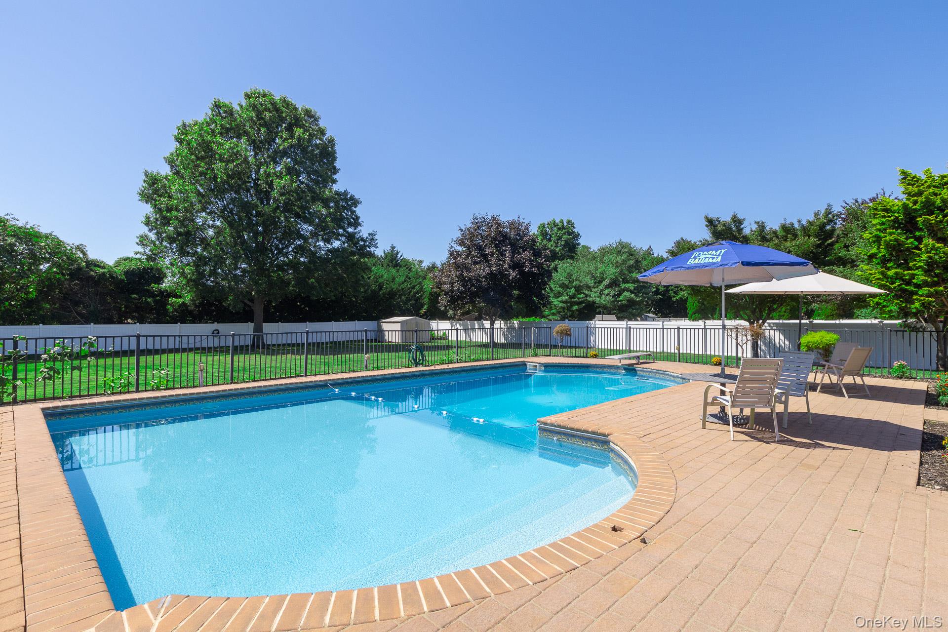 106 Glenrich Drive S, Saint James, NY 11780