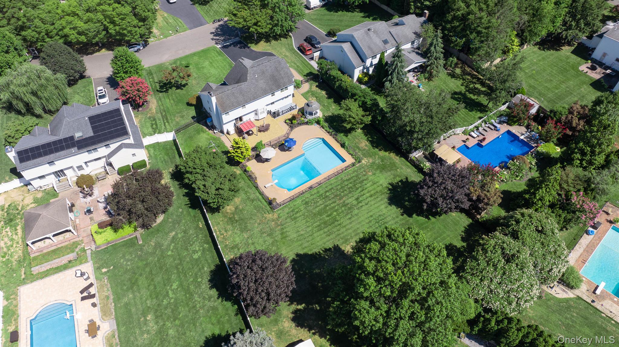 106 Glenrich Drive S, Saint James, NY 11780