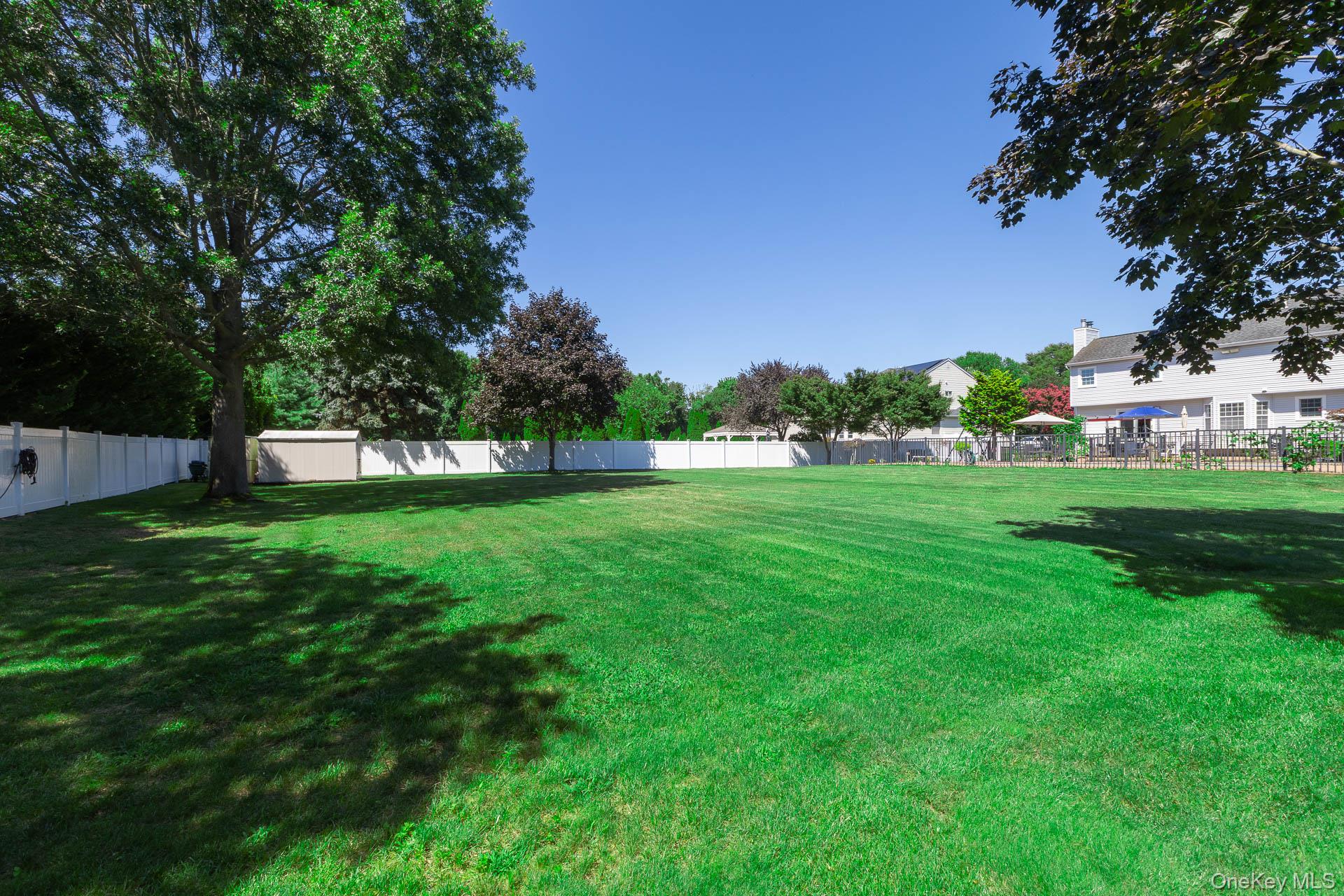 106 Glenrich Drive S, Saint James, NY 11780