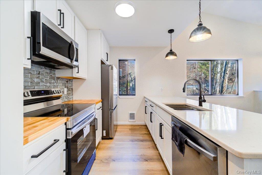 31 Edelweiss Drive, Woodridge, NY 12789