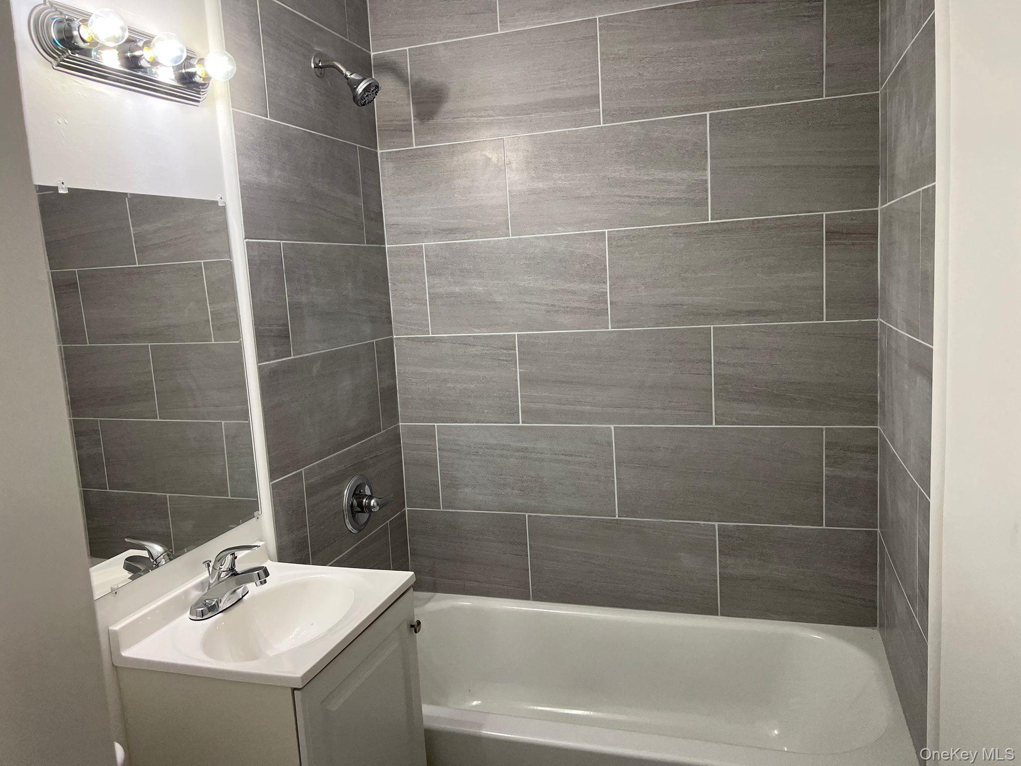 34 Glenacom Road, Mahopac, NY 10541