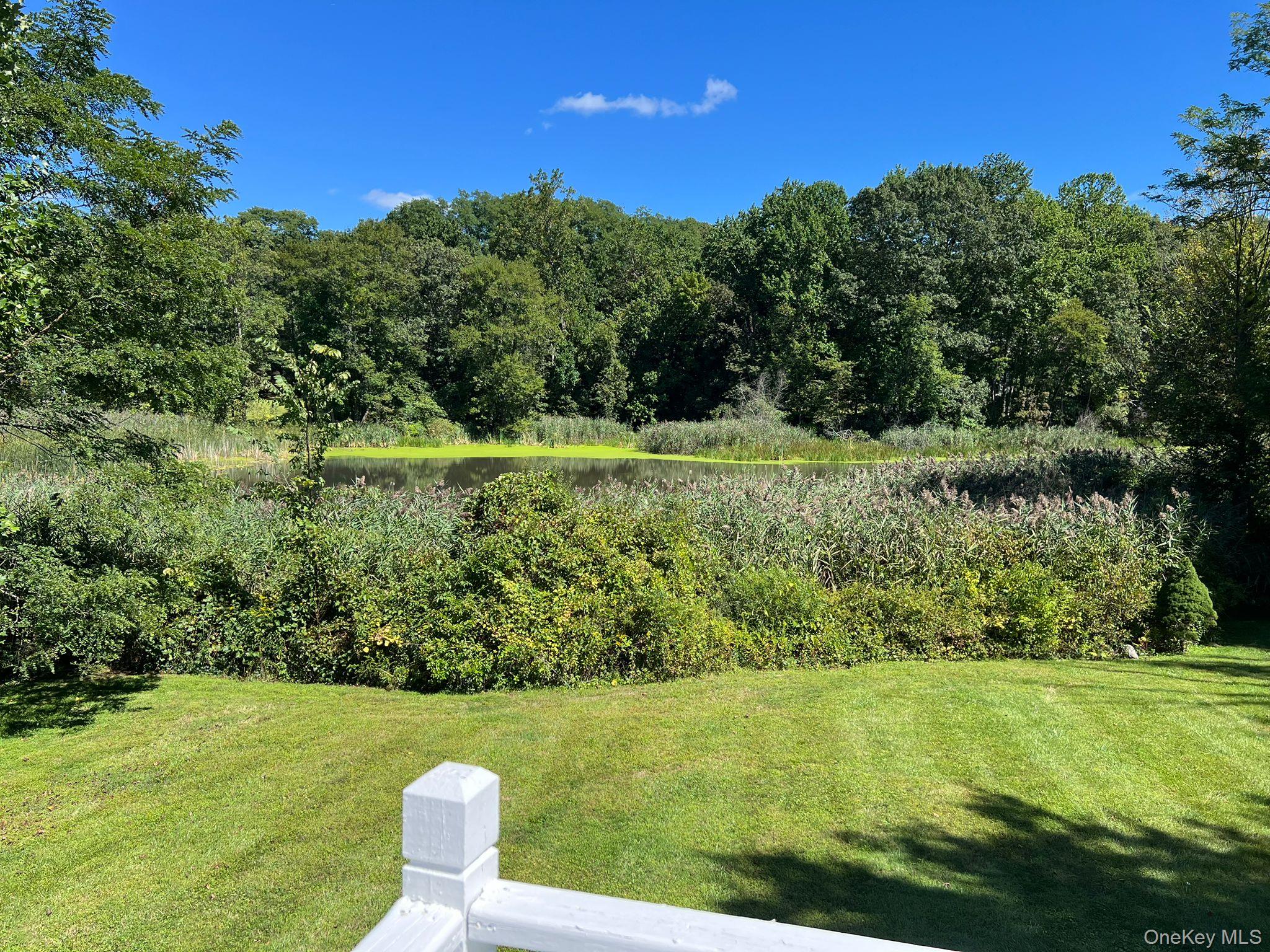 34 Glenacom Road, Mahopac, NY 10541