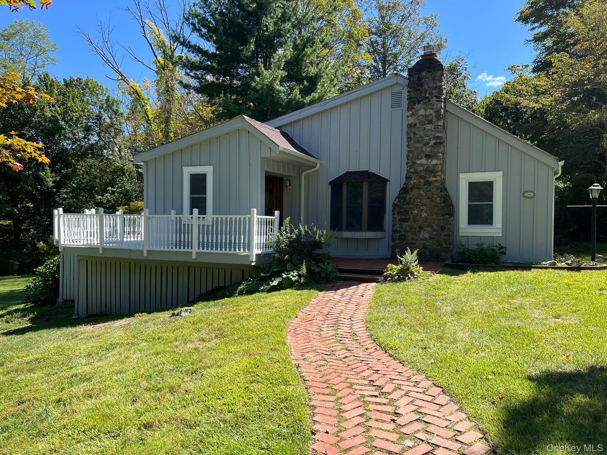 34 Glenacom Road, Mahopac, NY 10541