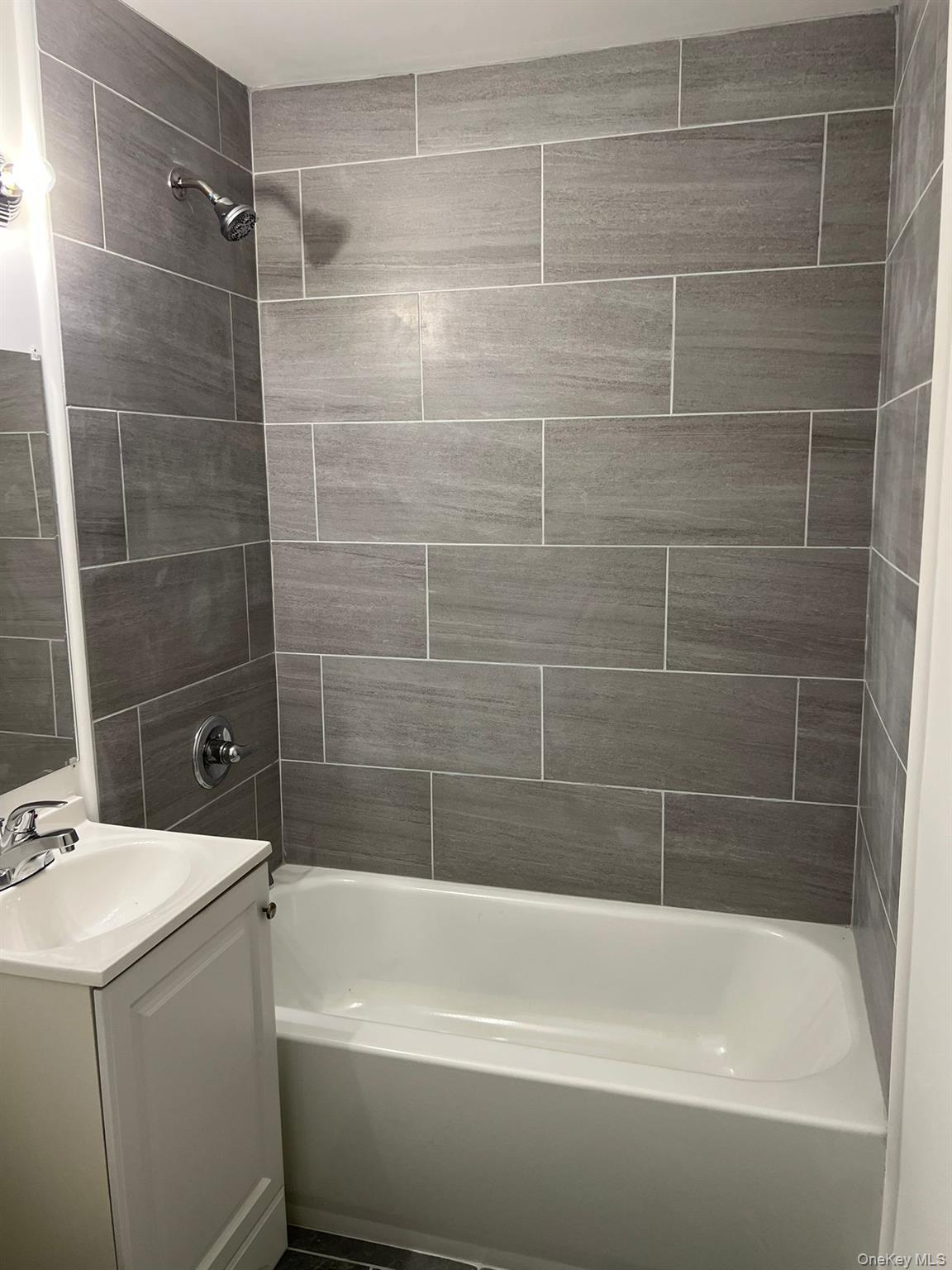 34 Glenacom Road, Mahopac, NY 10541