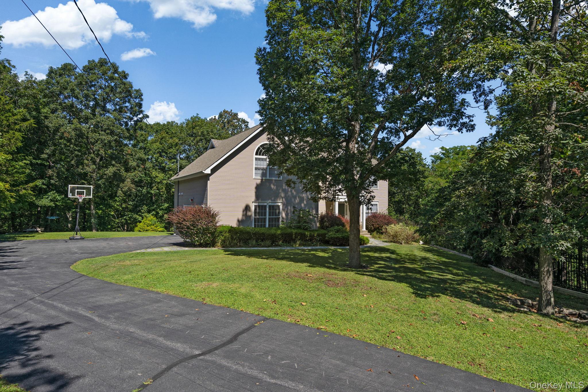 420 Rye Hill Road, Monroe, NY 10950