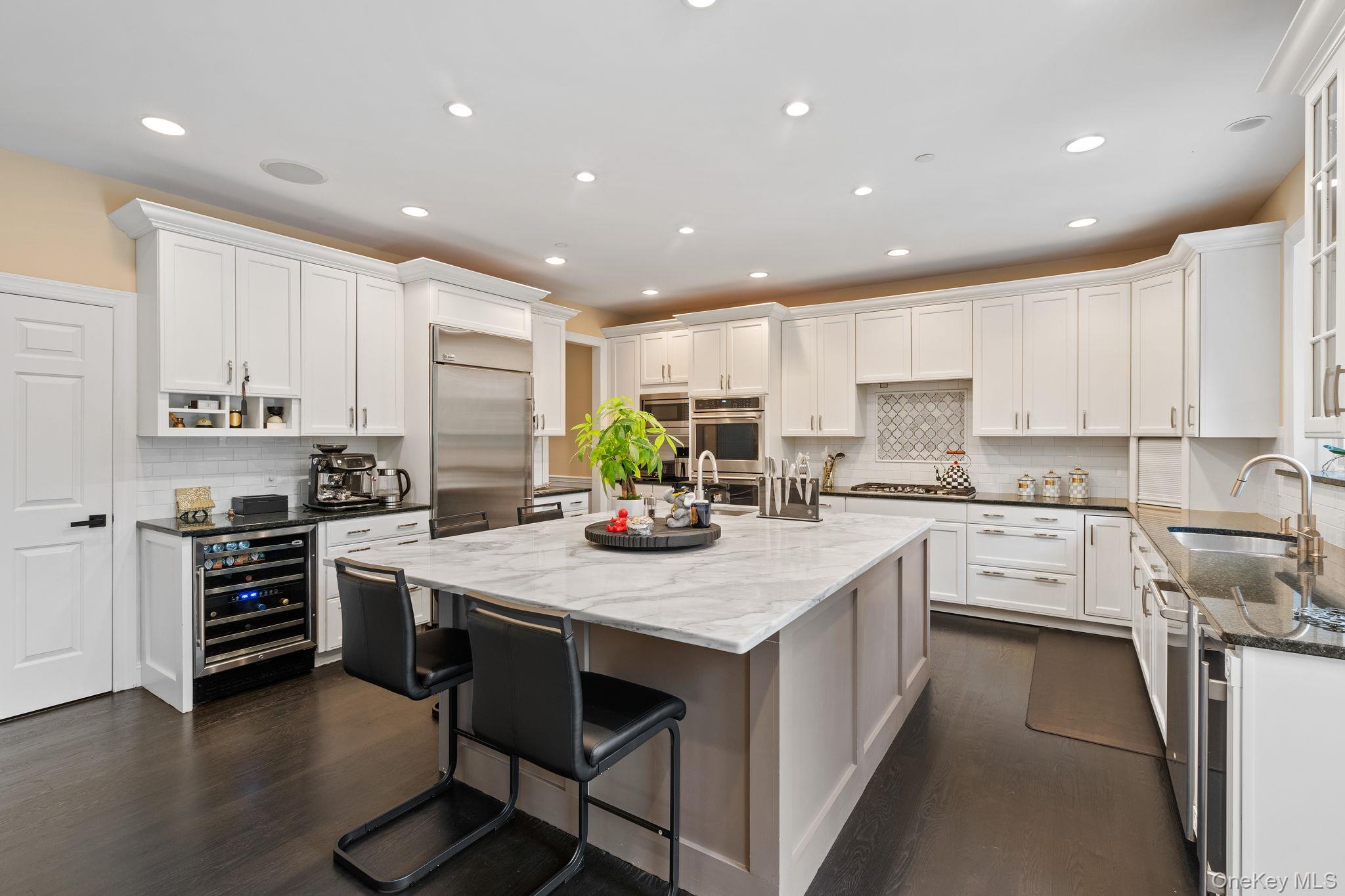 20 Stonewall Circle, West Harrison, NY 10604