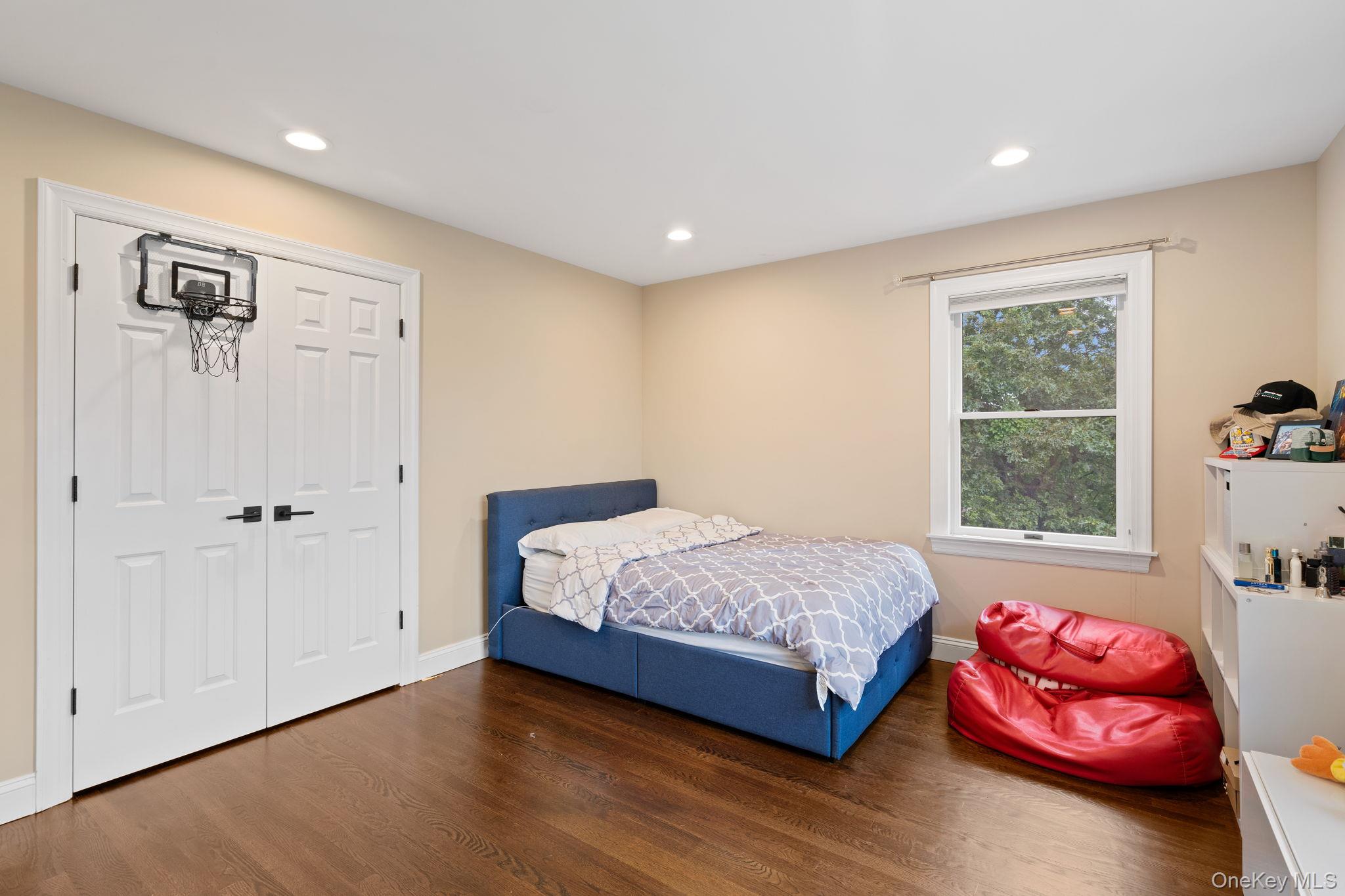 20 Stonewall Circle, West Harrison, NY 10604