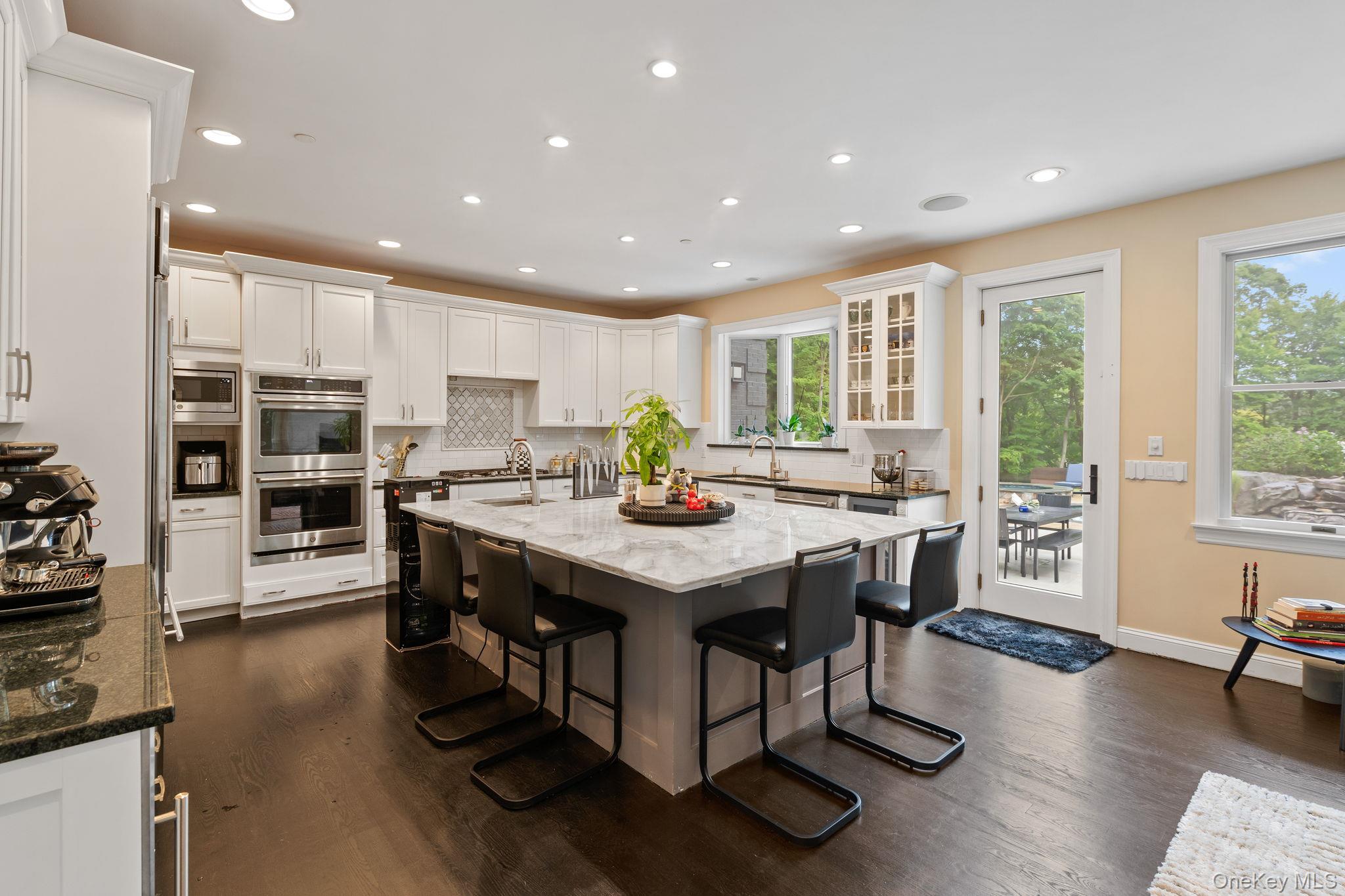 20 Stonewall Circle, West Harrison, NY 10604