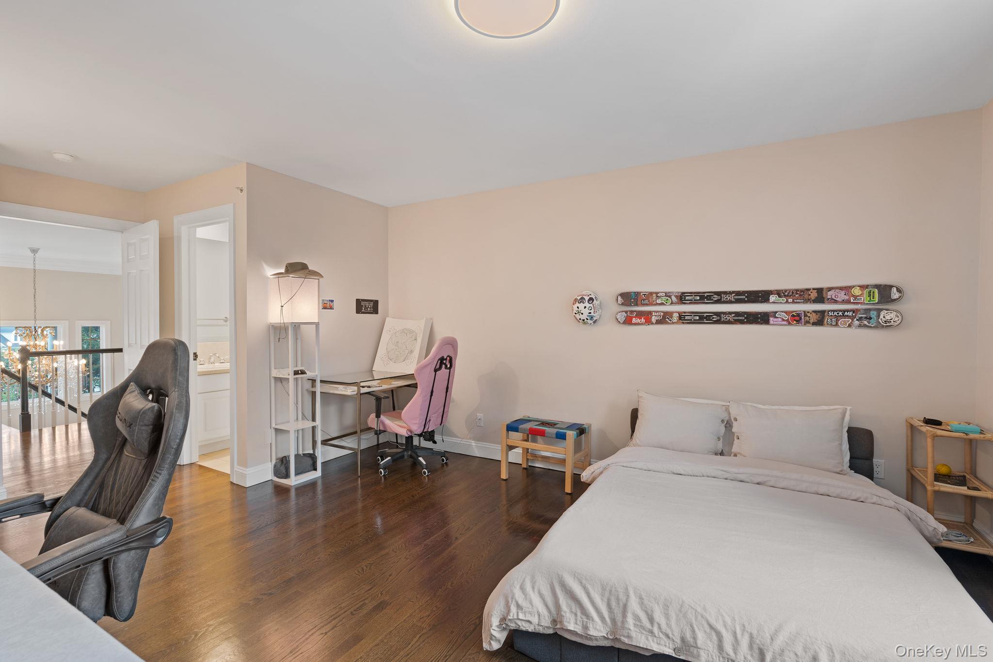 20 Stonewall Circle, West Harrison, NY 10604