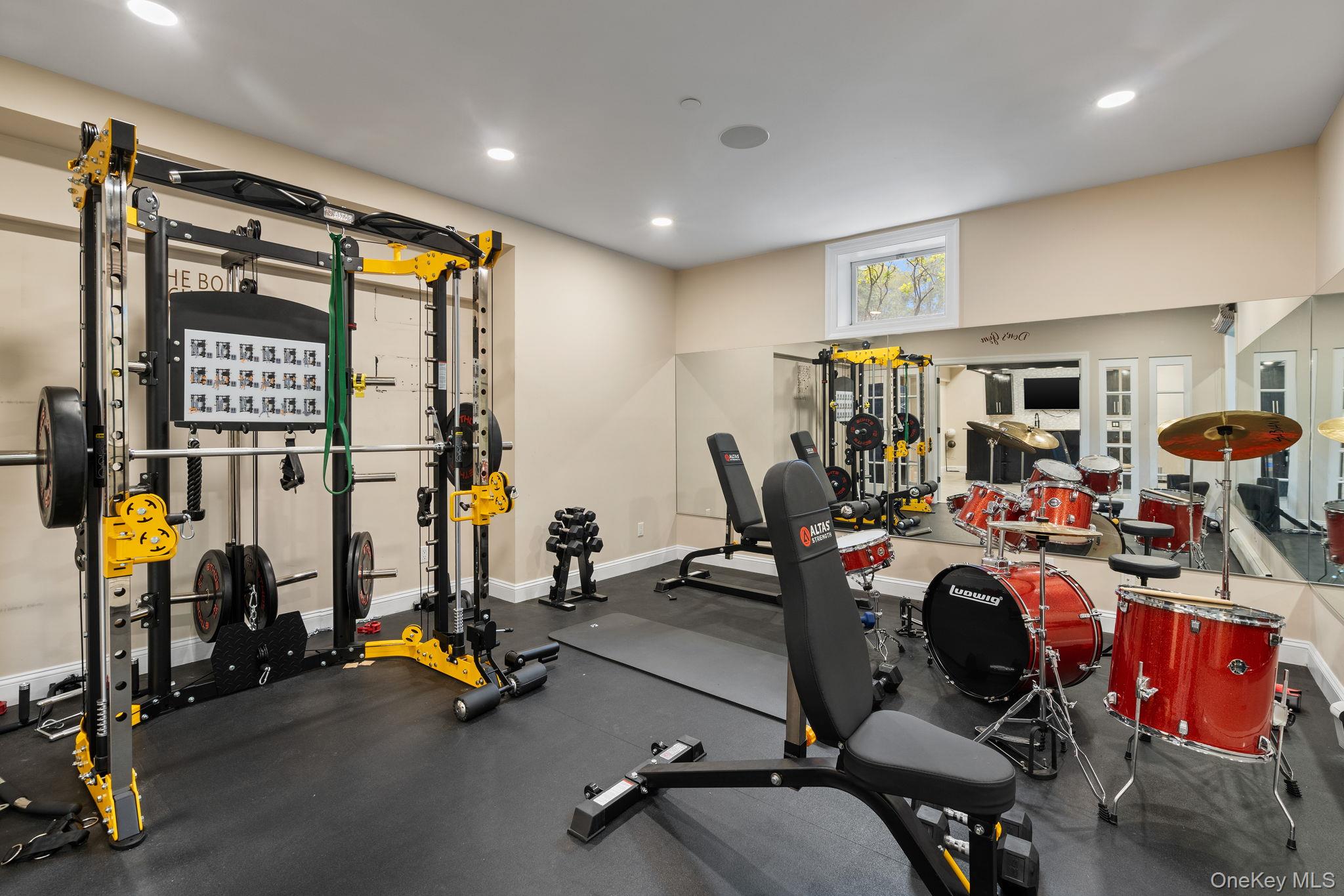 20 Stonewall Circle, West Harrison, NY 10604