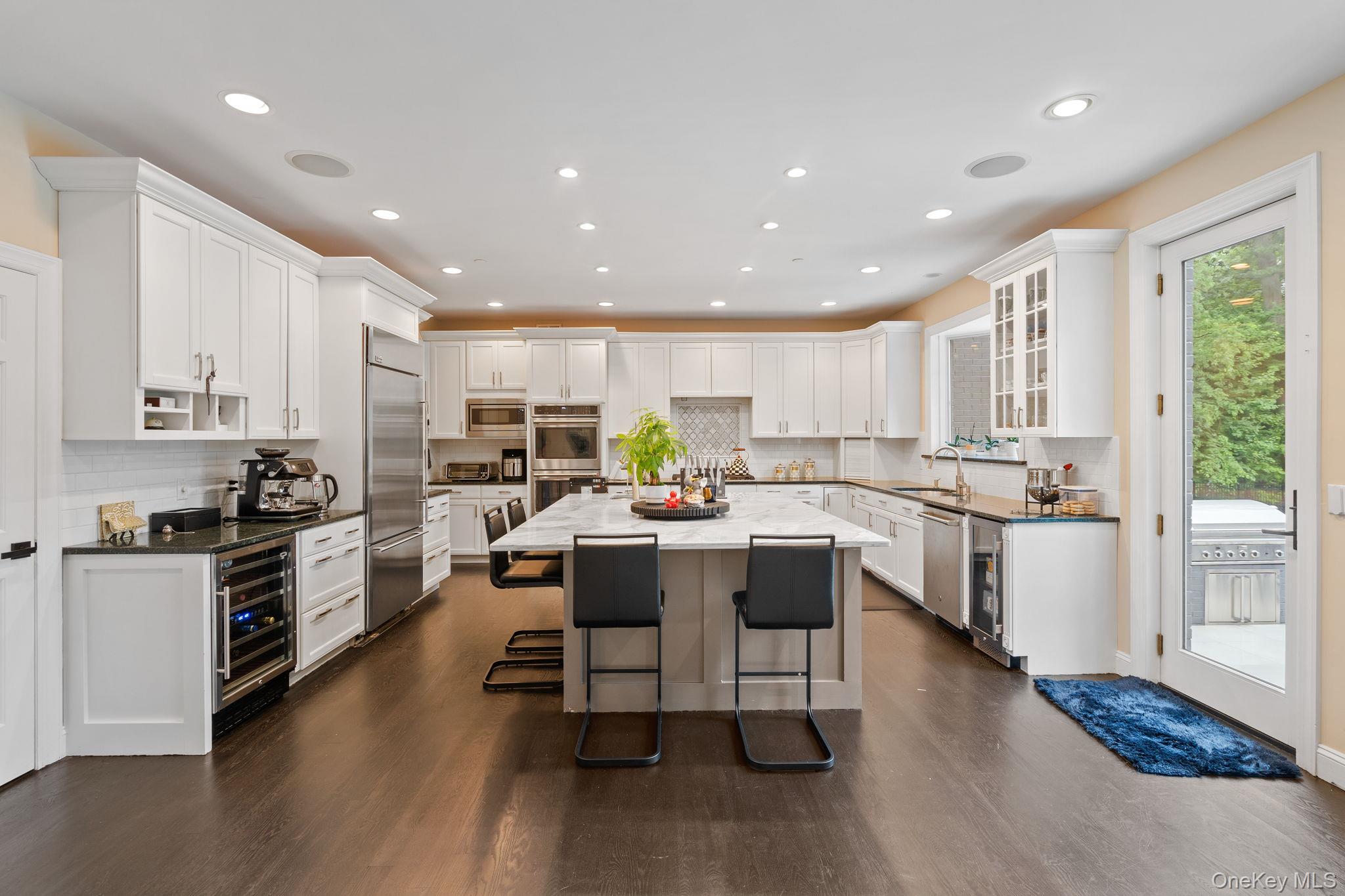 20 Stonewall Circle, West Harrison, NY 10604