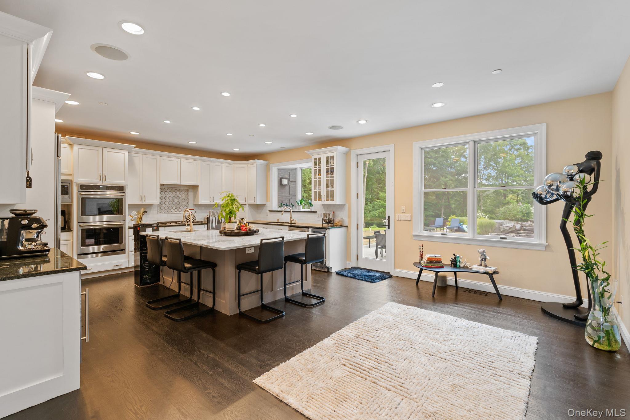 20 Stonewall Circle, West Harrison, NY 10604