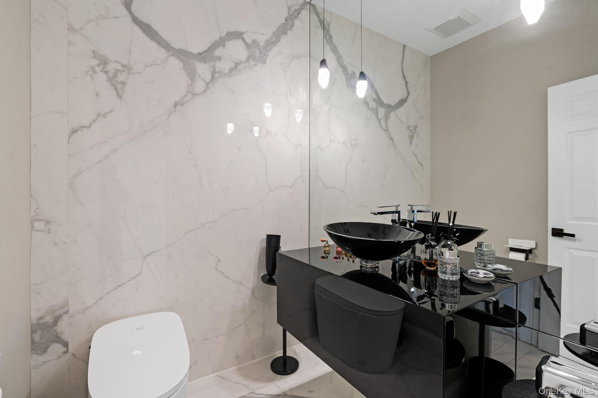 20 Stonewall Circle, West Harrison, NY 10604