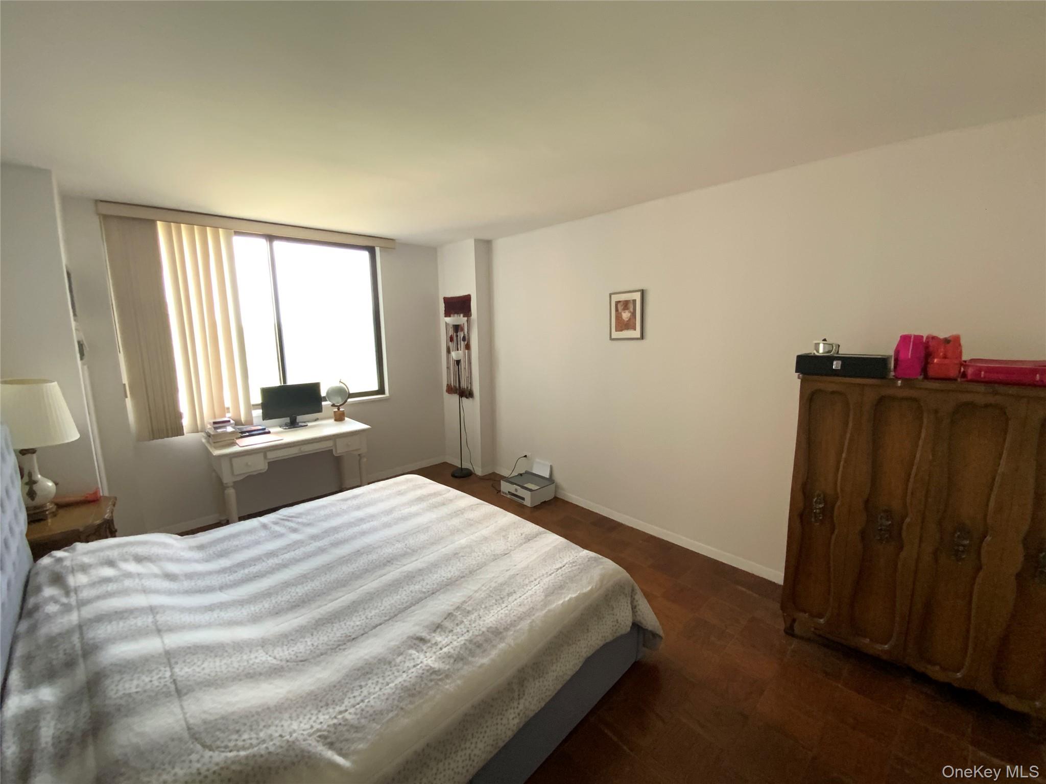 27110 Grand Central Parkway # 7Y, Floral Park, NY 11005