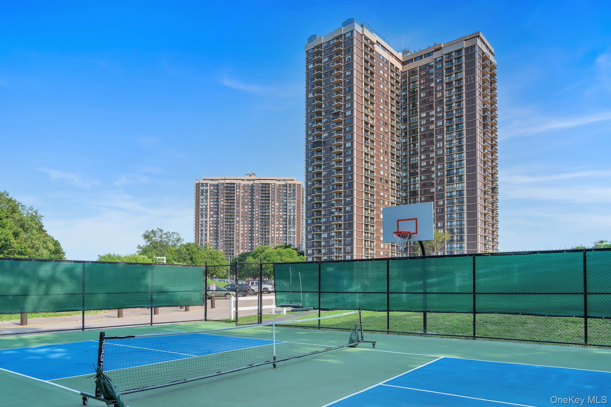 27110 Grand Central Parkway # 7Y, Floral Park, NY 11005