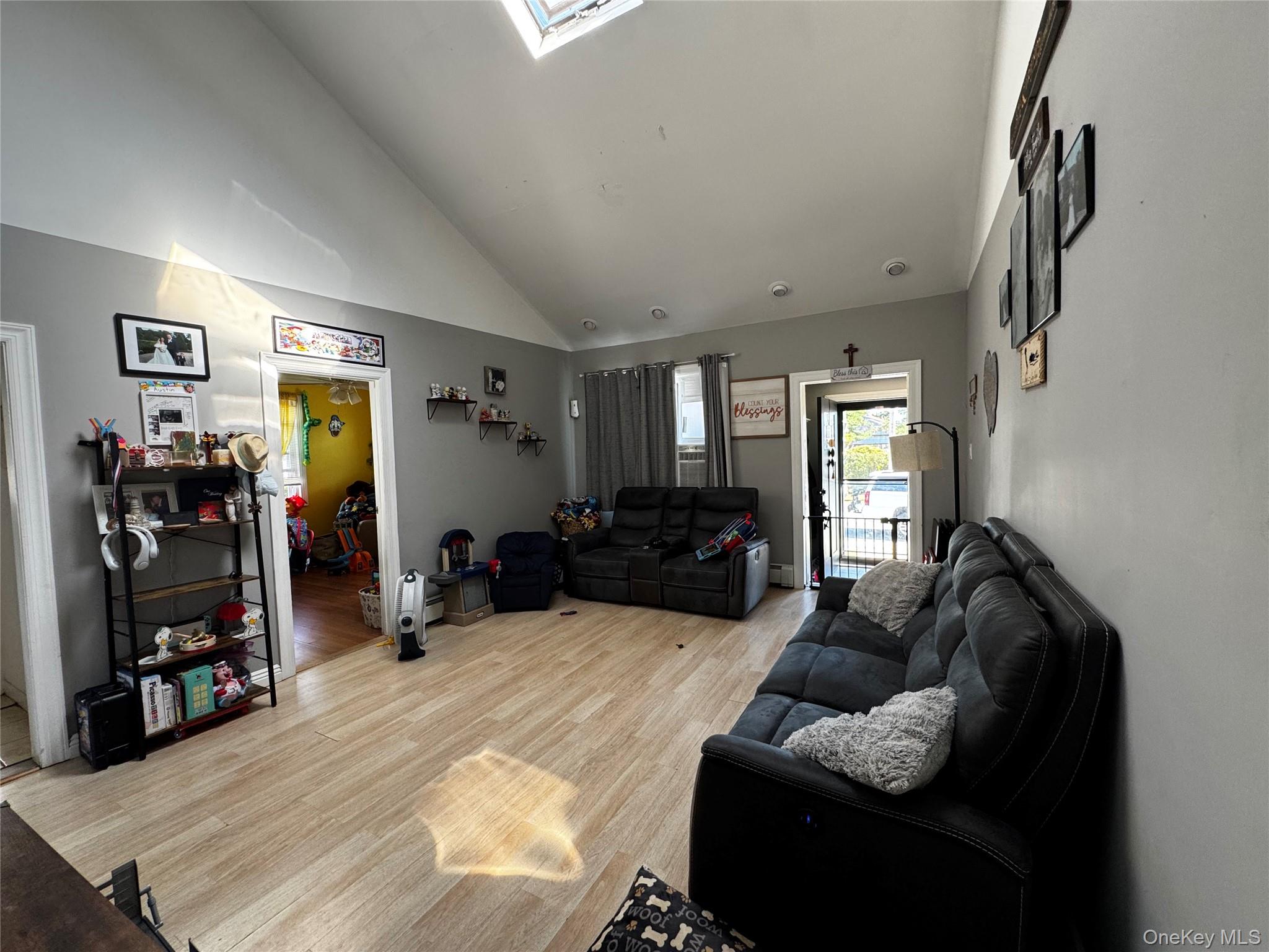 16 Beach Avenue, Copiague, NY 11726