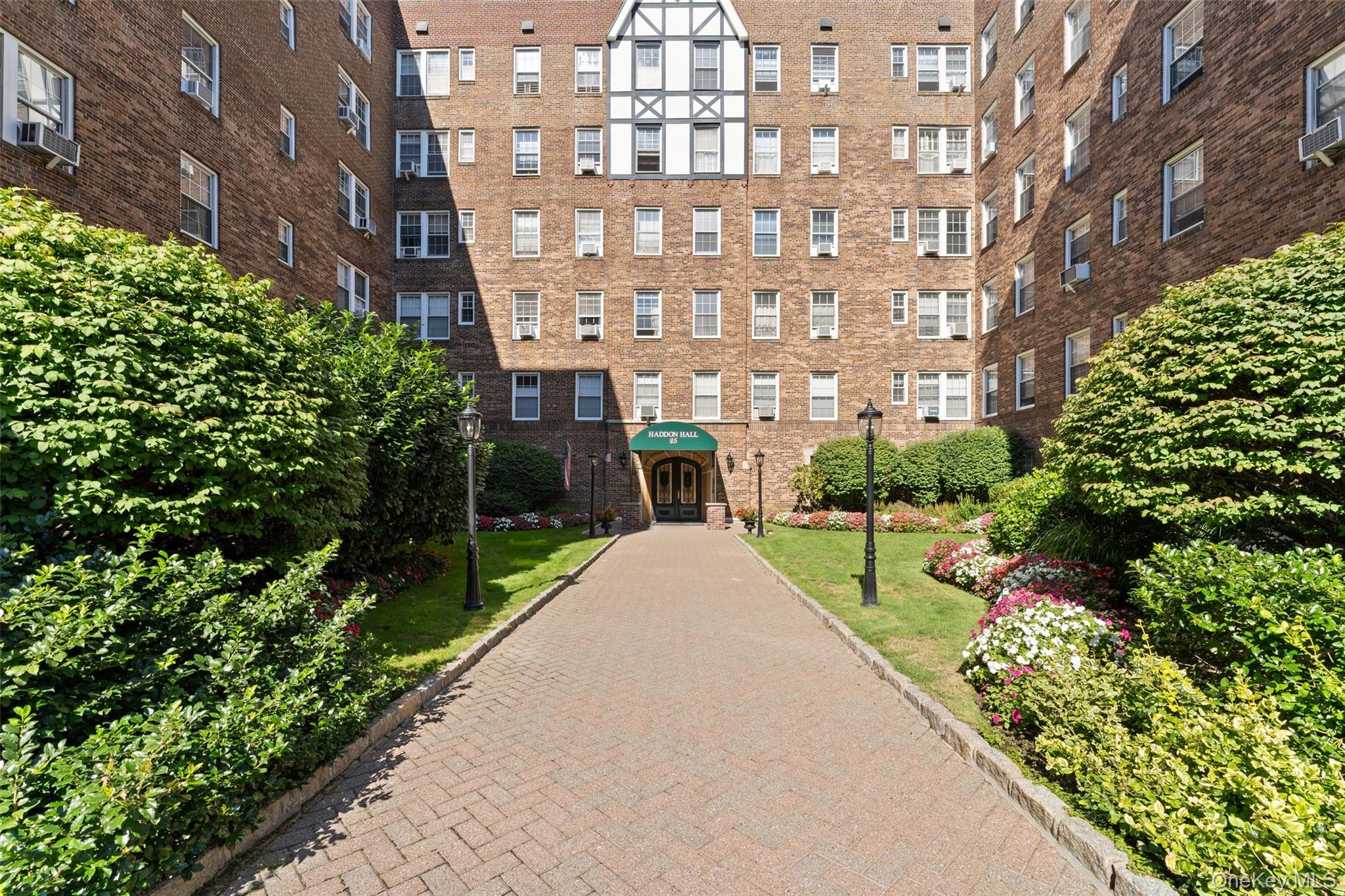 25 Parkview Avenue # 1I, Bronxville, NY 10708