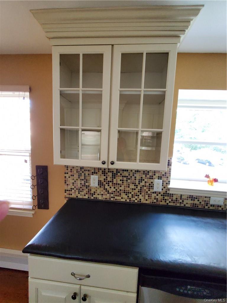 972 Sierra Vista Lane, Valley Cottage, NY 10989