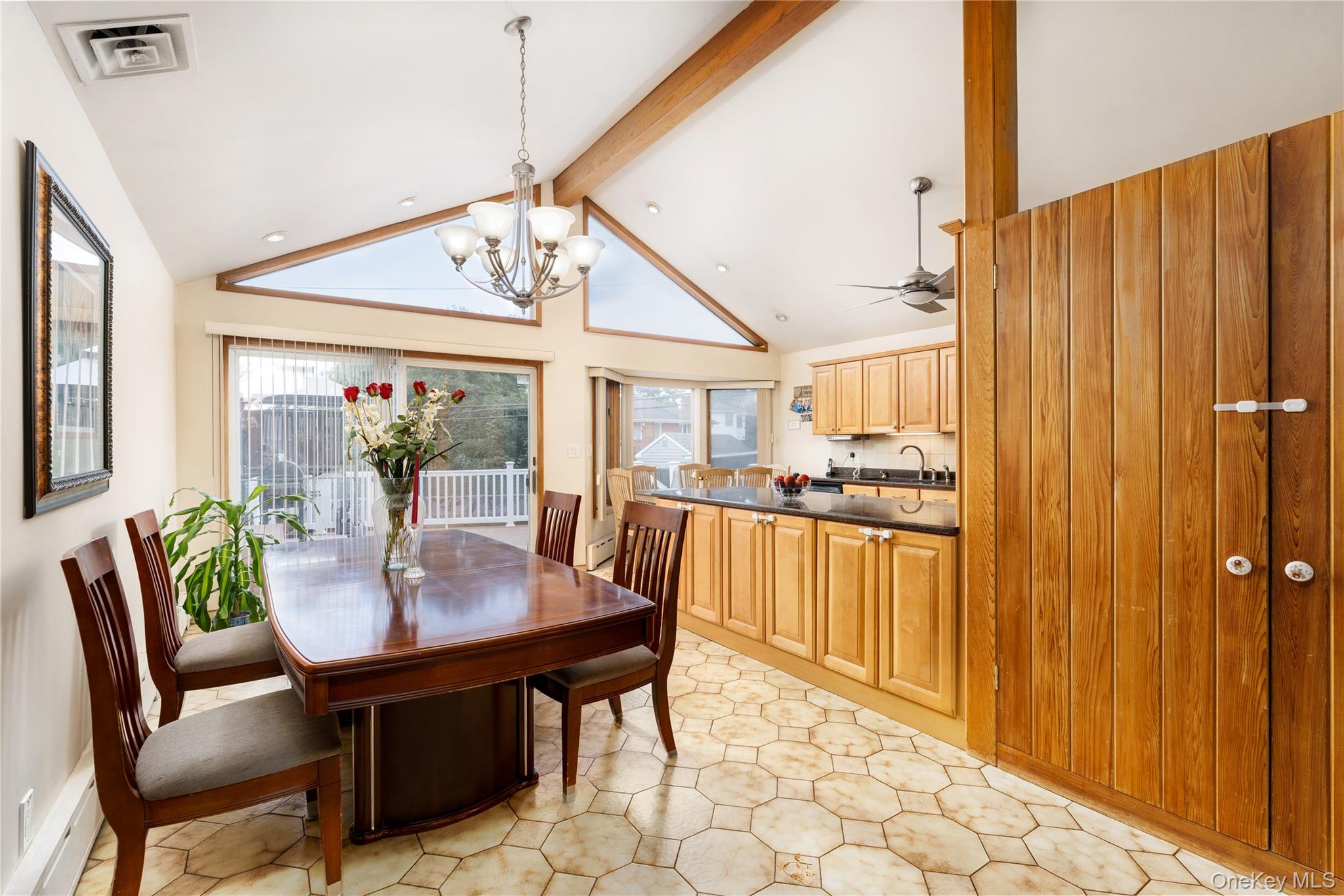 11 Eaton Road, Syosset, NY 11791