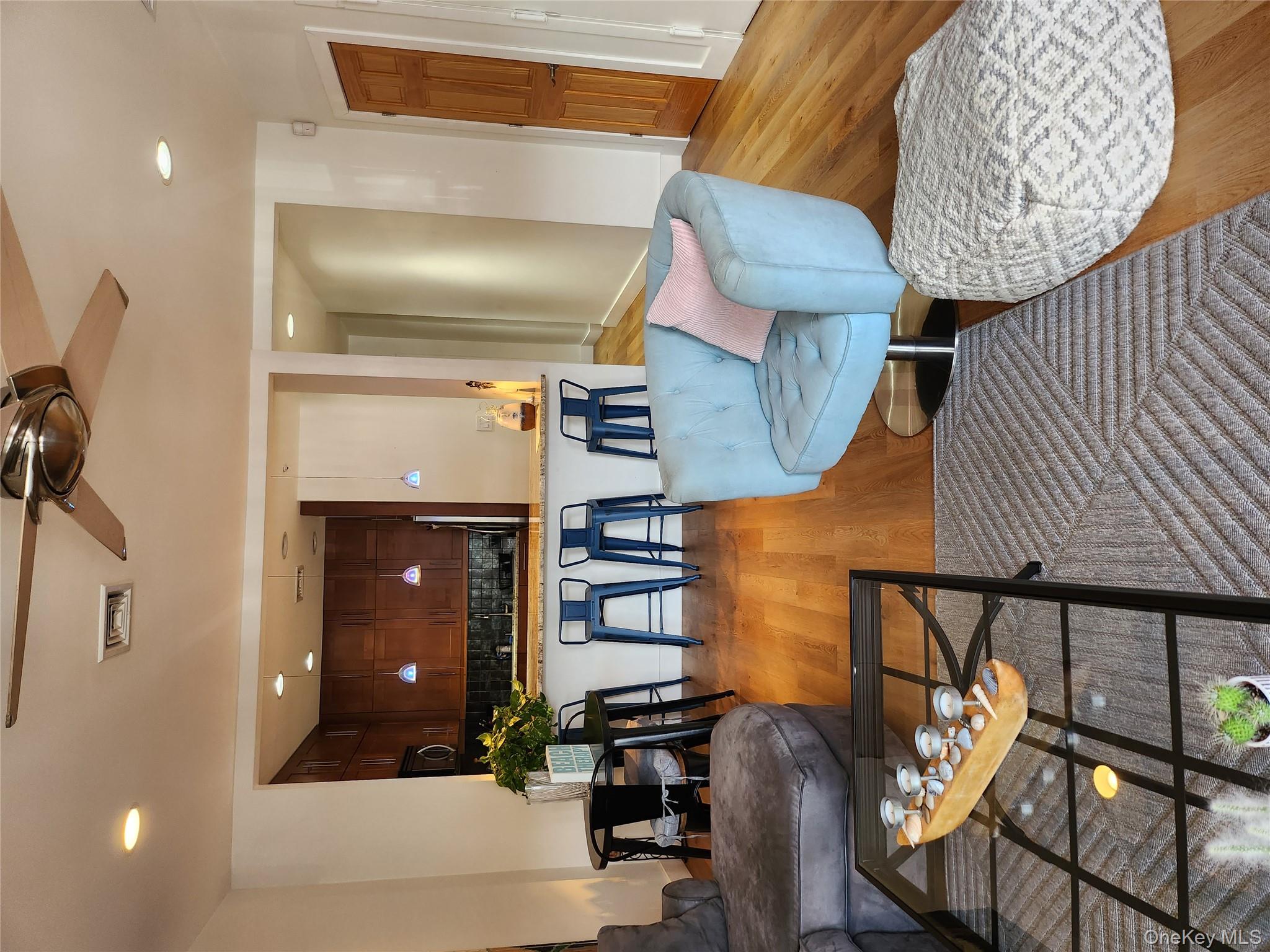 73 Pacific Boulevard # 73, Long Beach, NY 11561