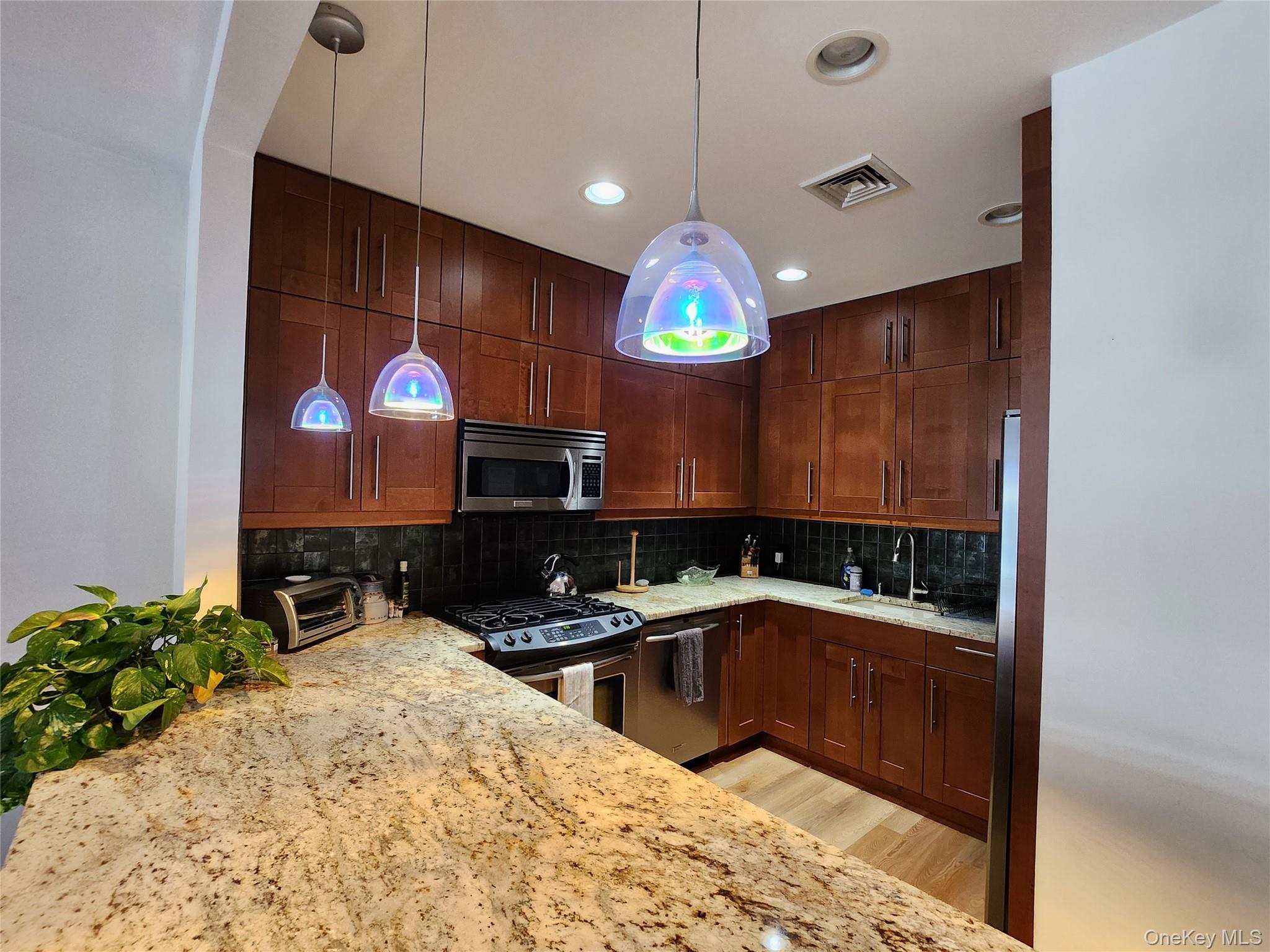 73 Pacific Boulevard # 73, Long Beach, NY 11561