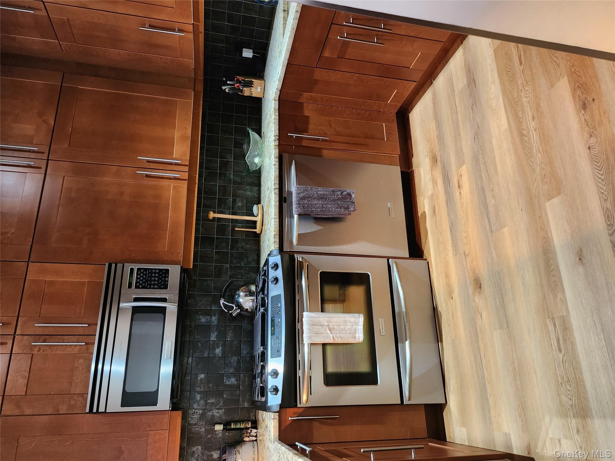 73 Pacific Boulevard # 73, Long Beach, NY 11561