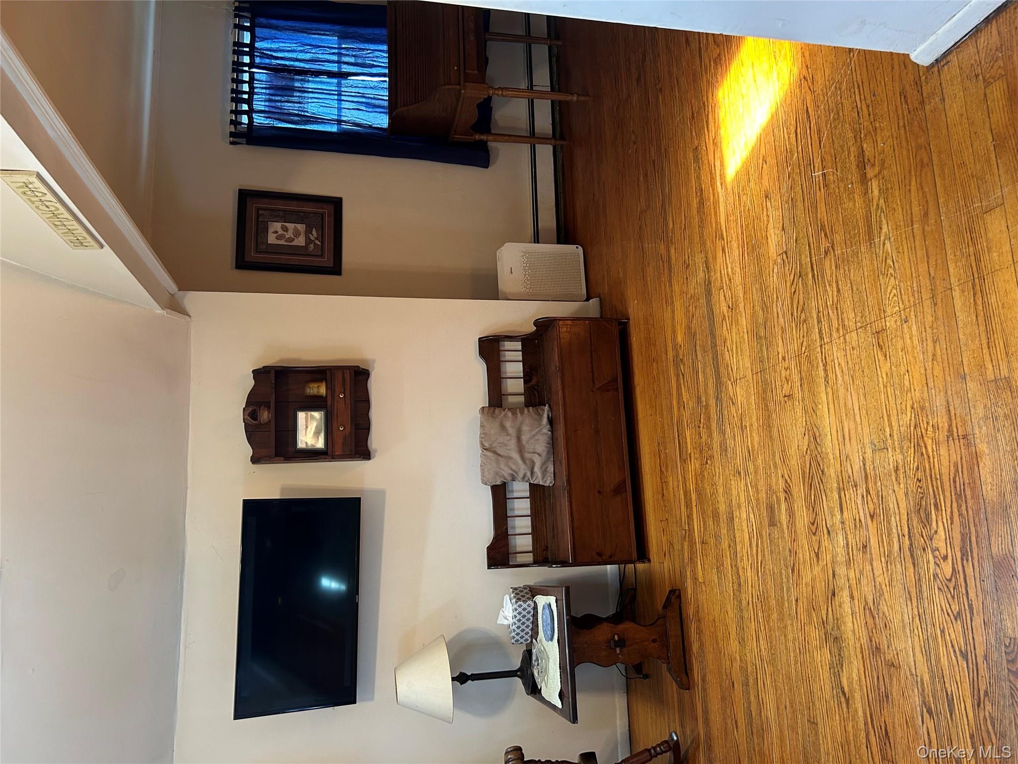 39 Teed Street, Huntington Station, NY 11746