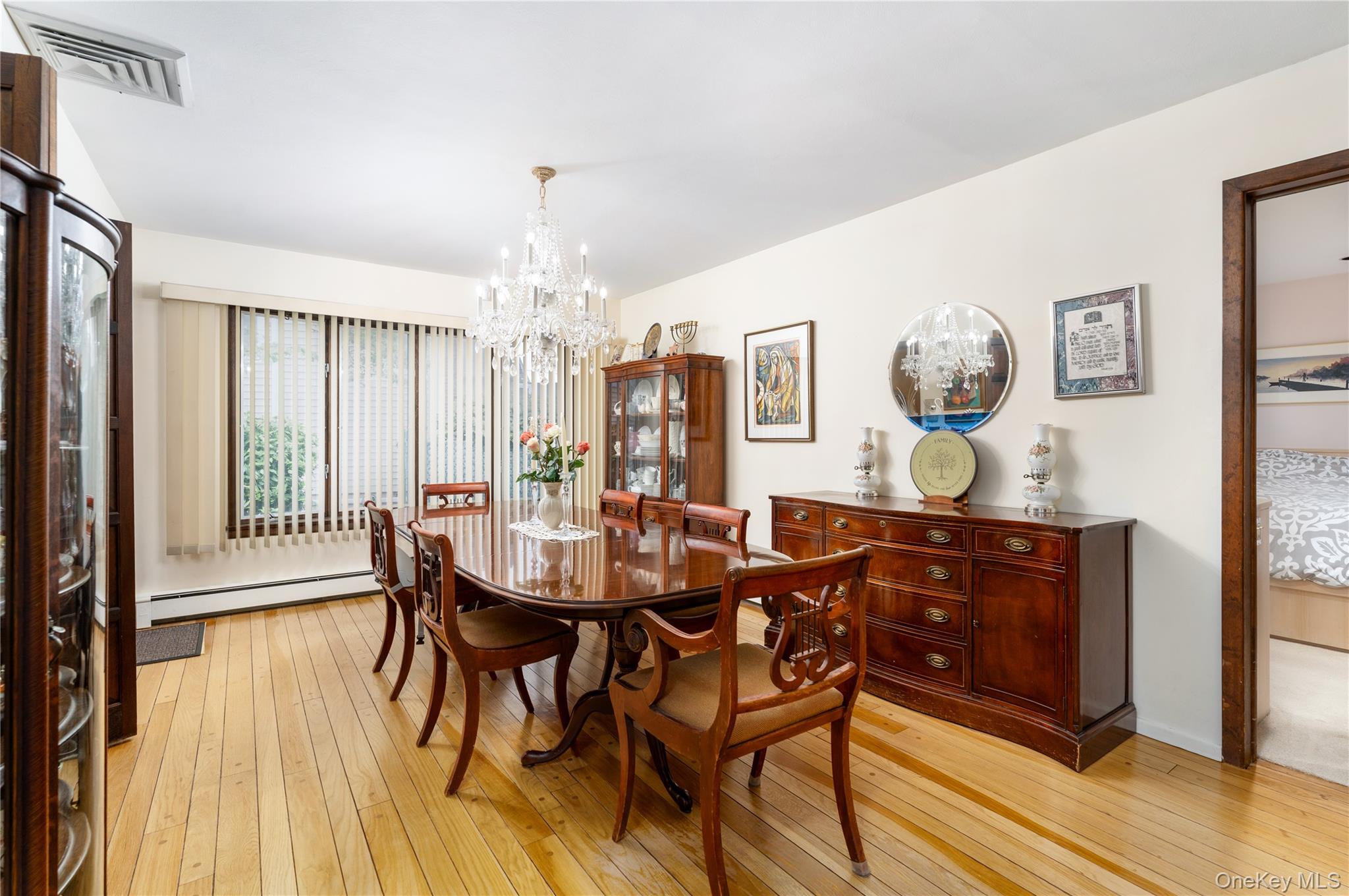 9 Eaton Road, Syosset, NY 11791