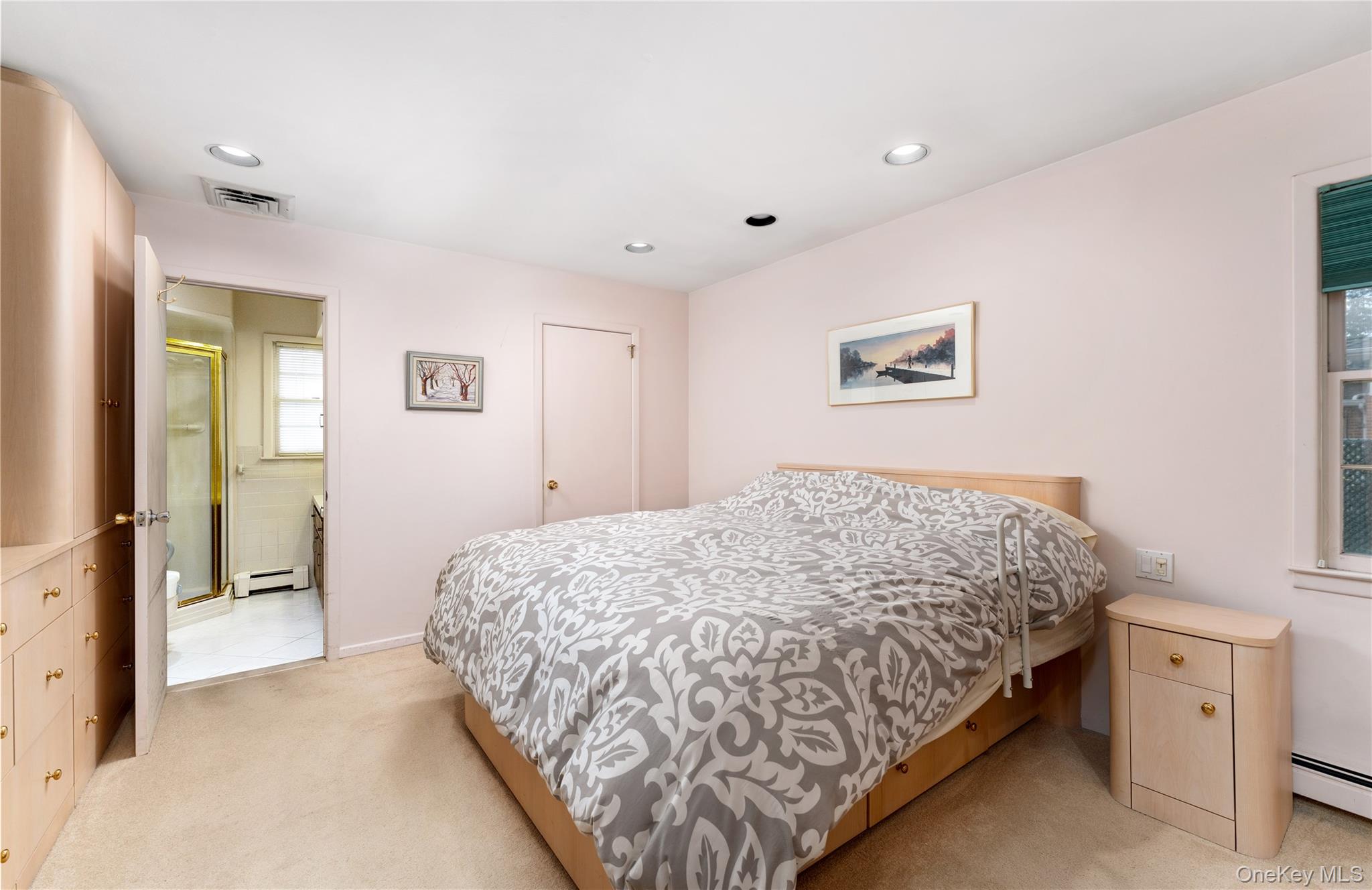 9 Eaton Road, Syosset, NY 11791