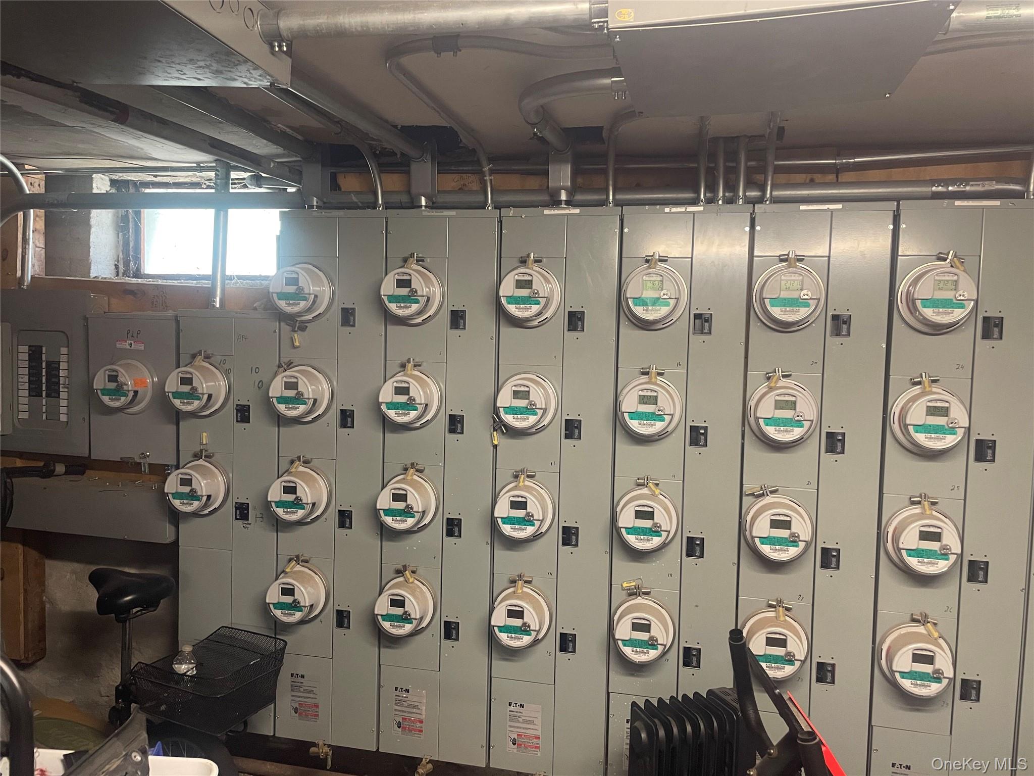 380 Crescent Street, Brooklyn, NY 11208