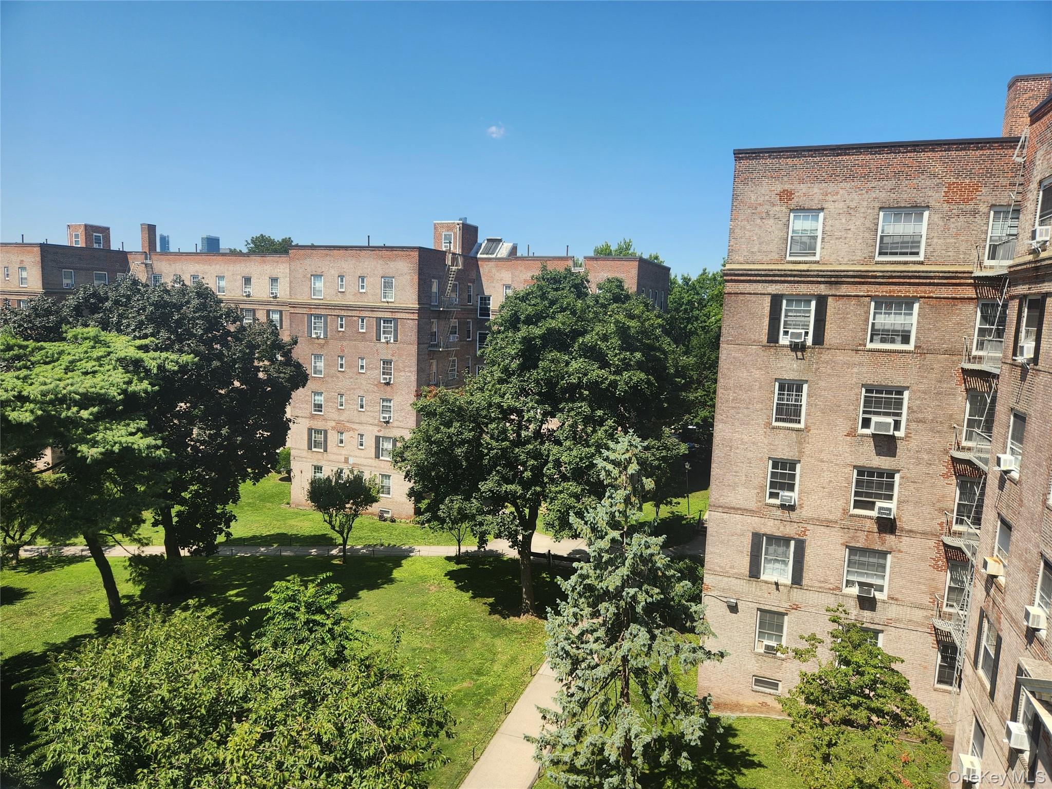 30-47 Hobart Street # 5K, Woodside, NY 11377