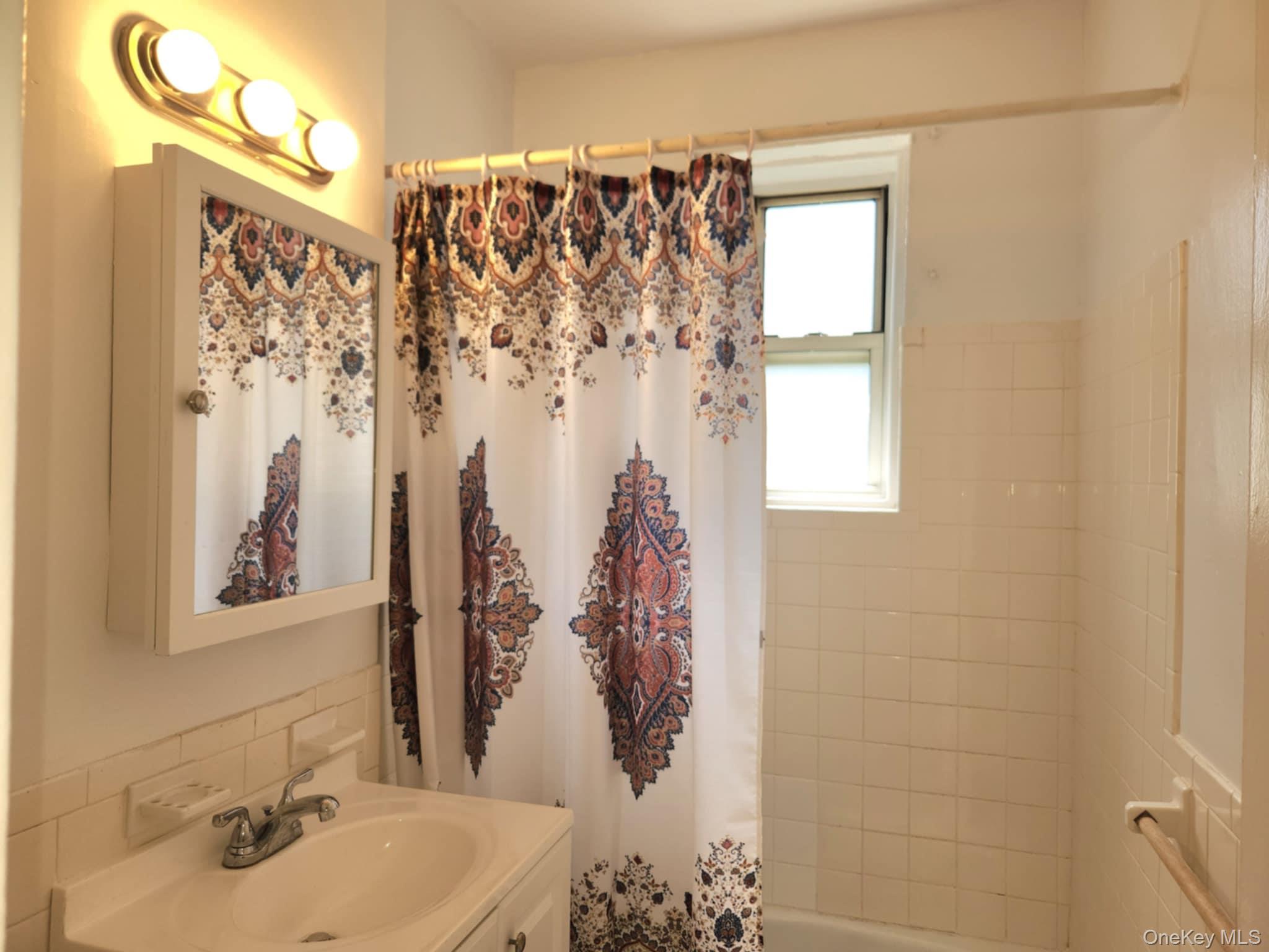 30-47 Hobart Street # 5K, Woodside, NY 11377