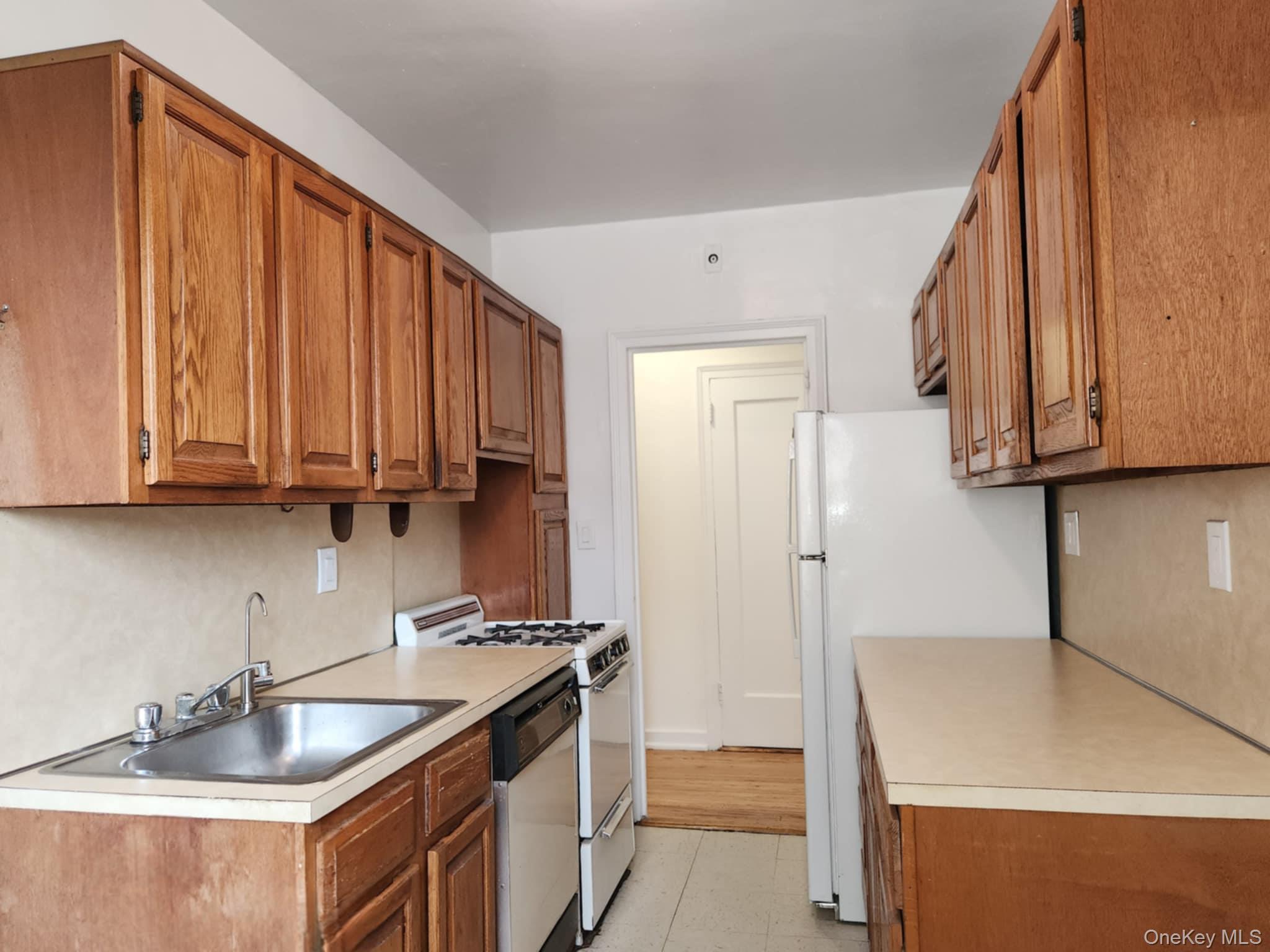 30-47 Hobart Street # 5K, Woodside, NY 11377