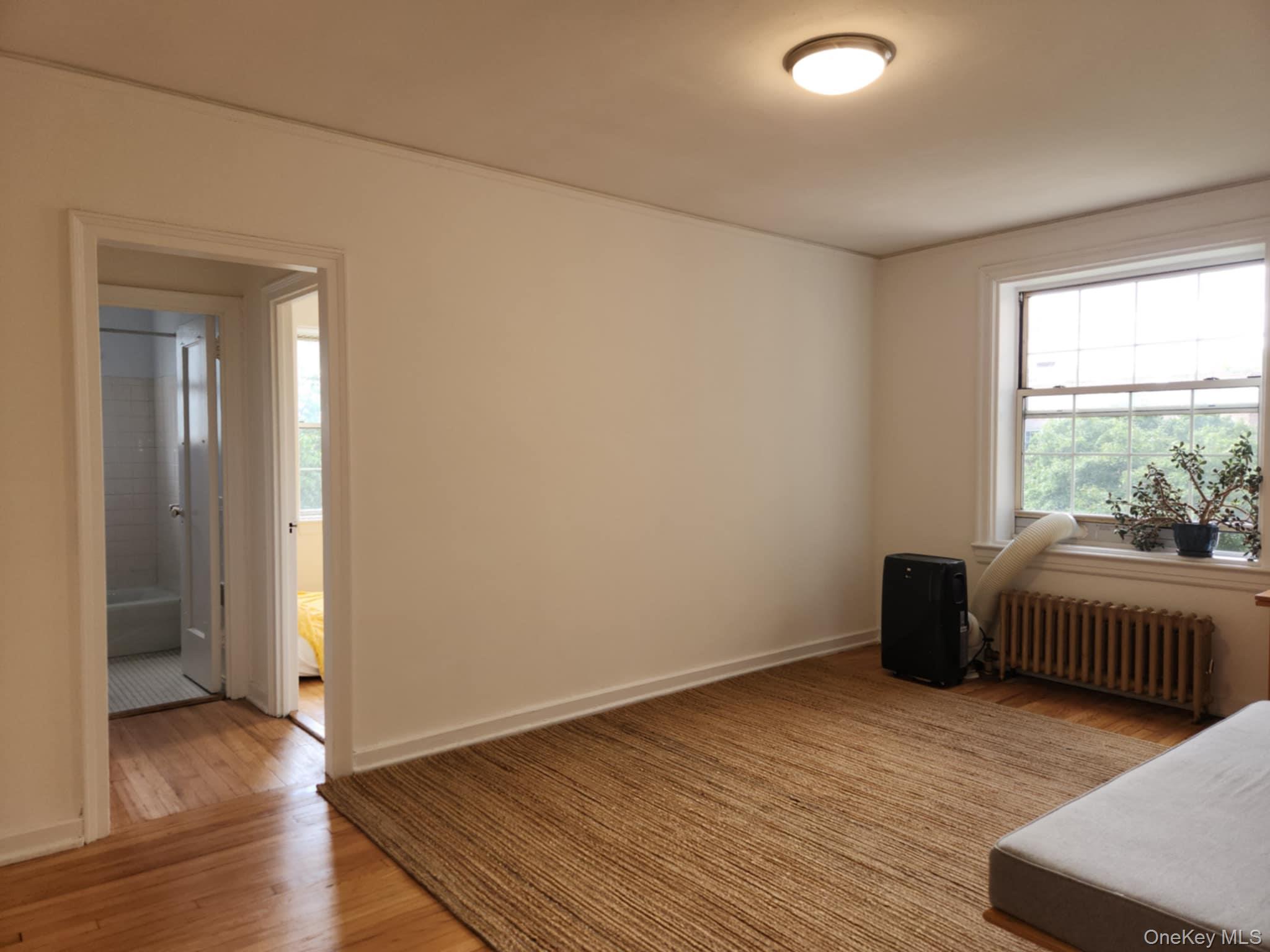 30-47 Hobart Street # 5K, Woodside, NY 11377