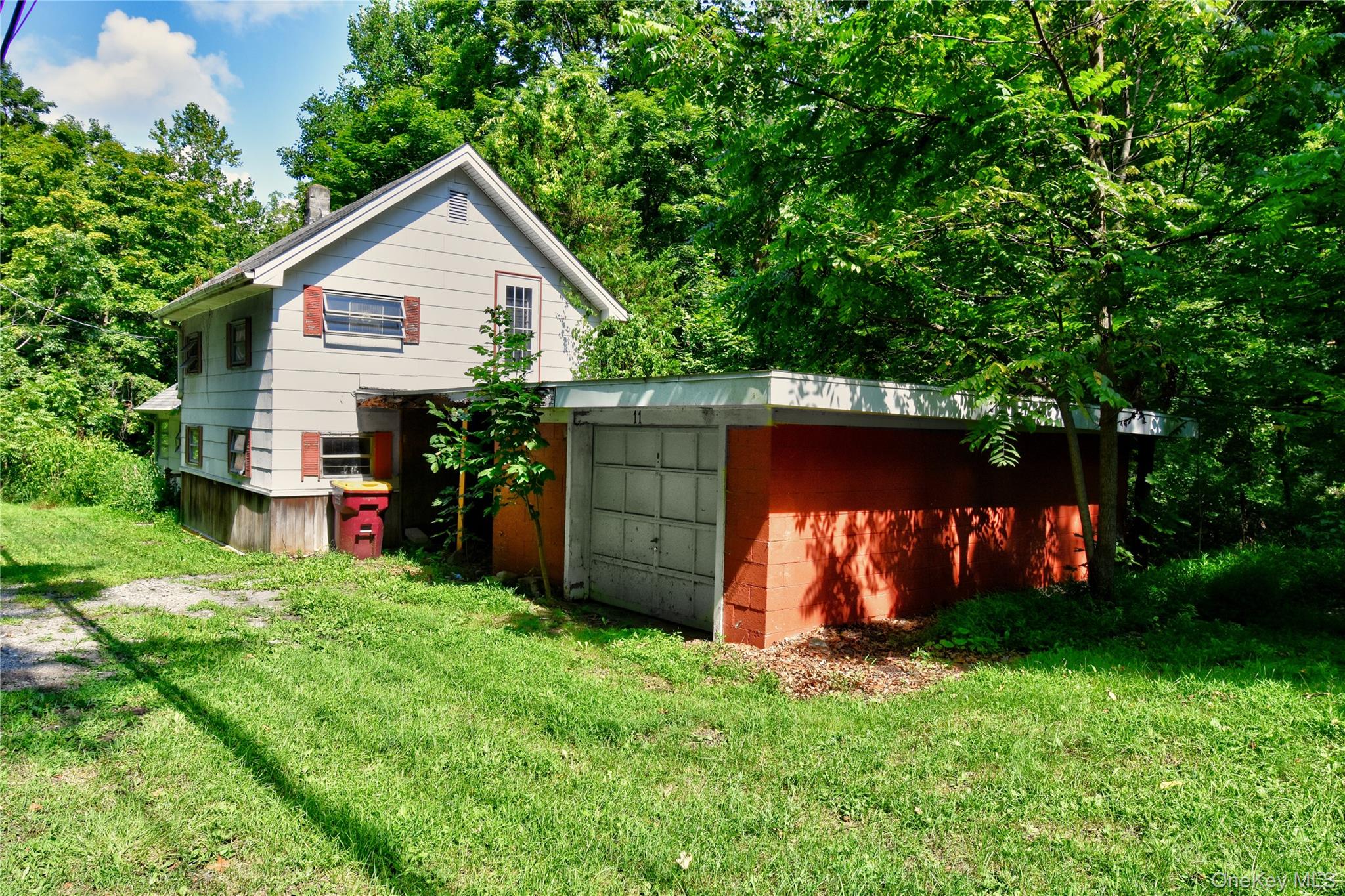 11 Cascade Road, Warwick, NY 10990