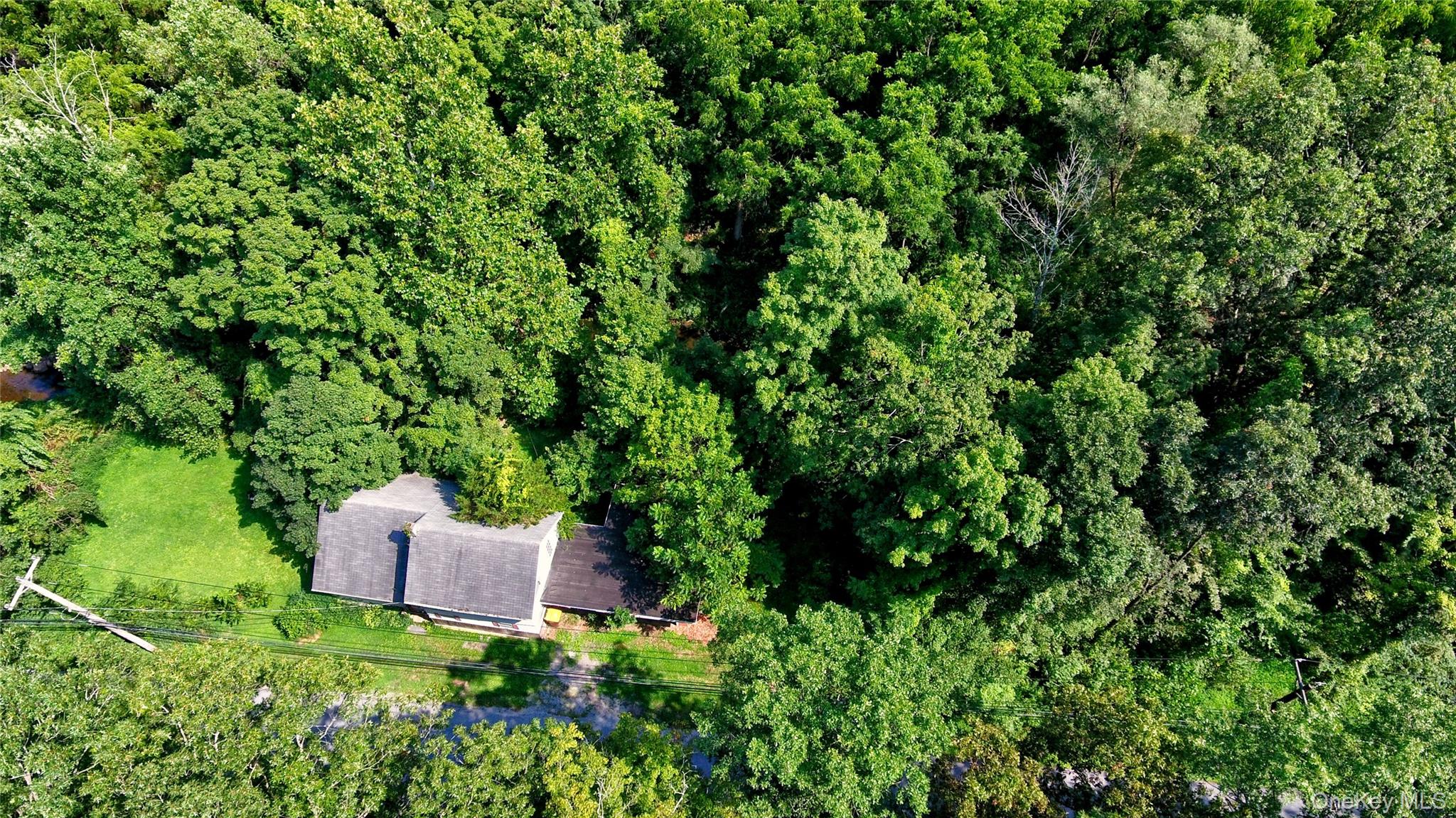 11 Cascade Road, Warwick, NY 10990