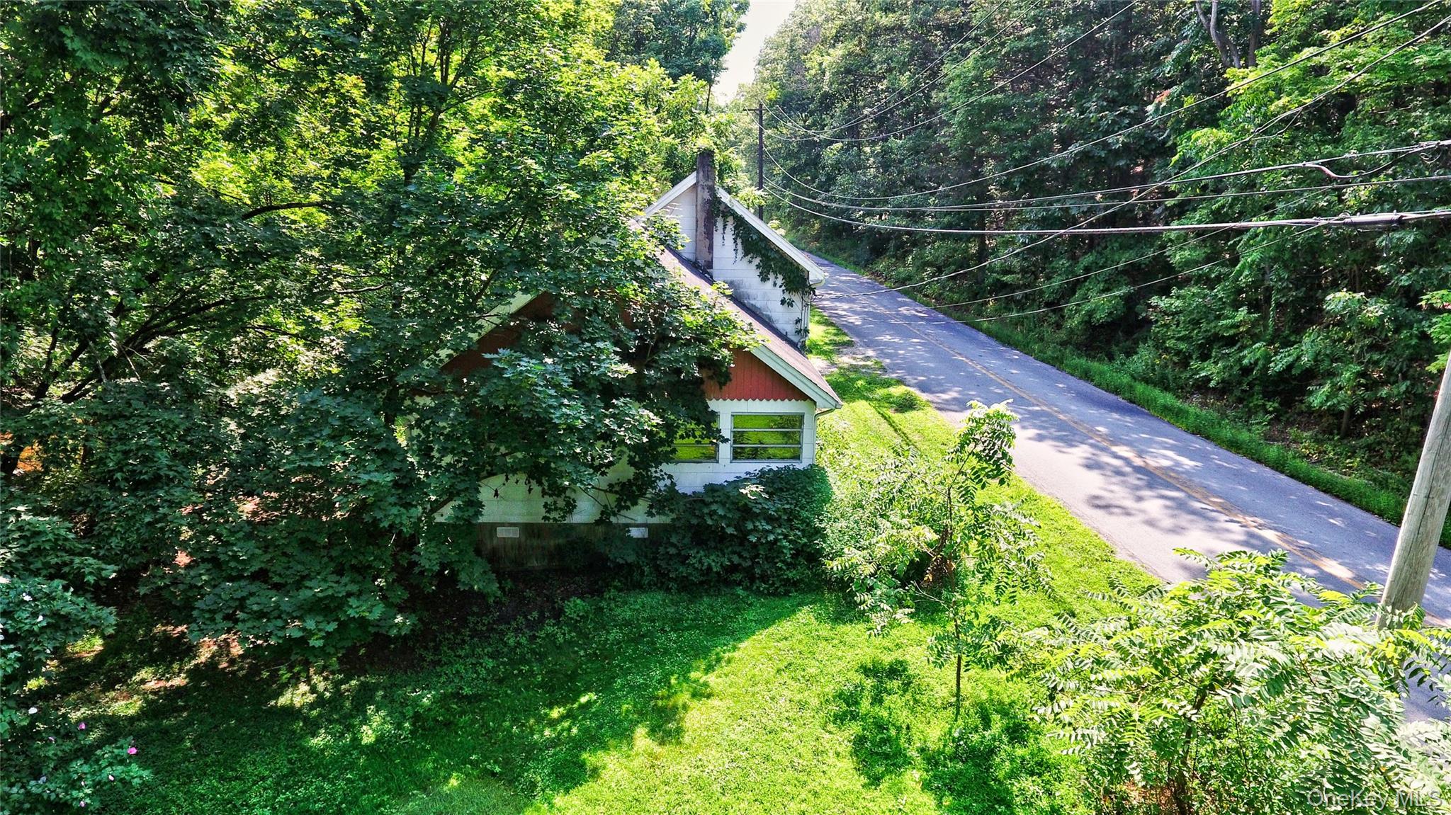 11 Cascade Road, Warwick, NY 10990