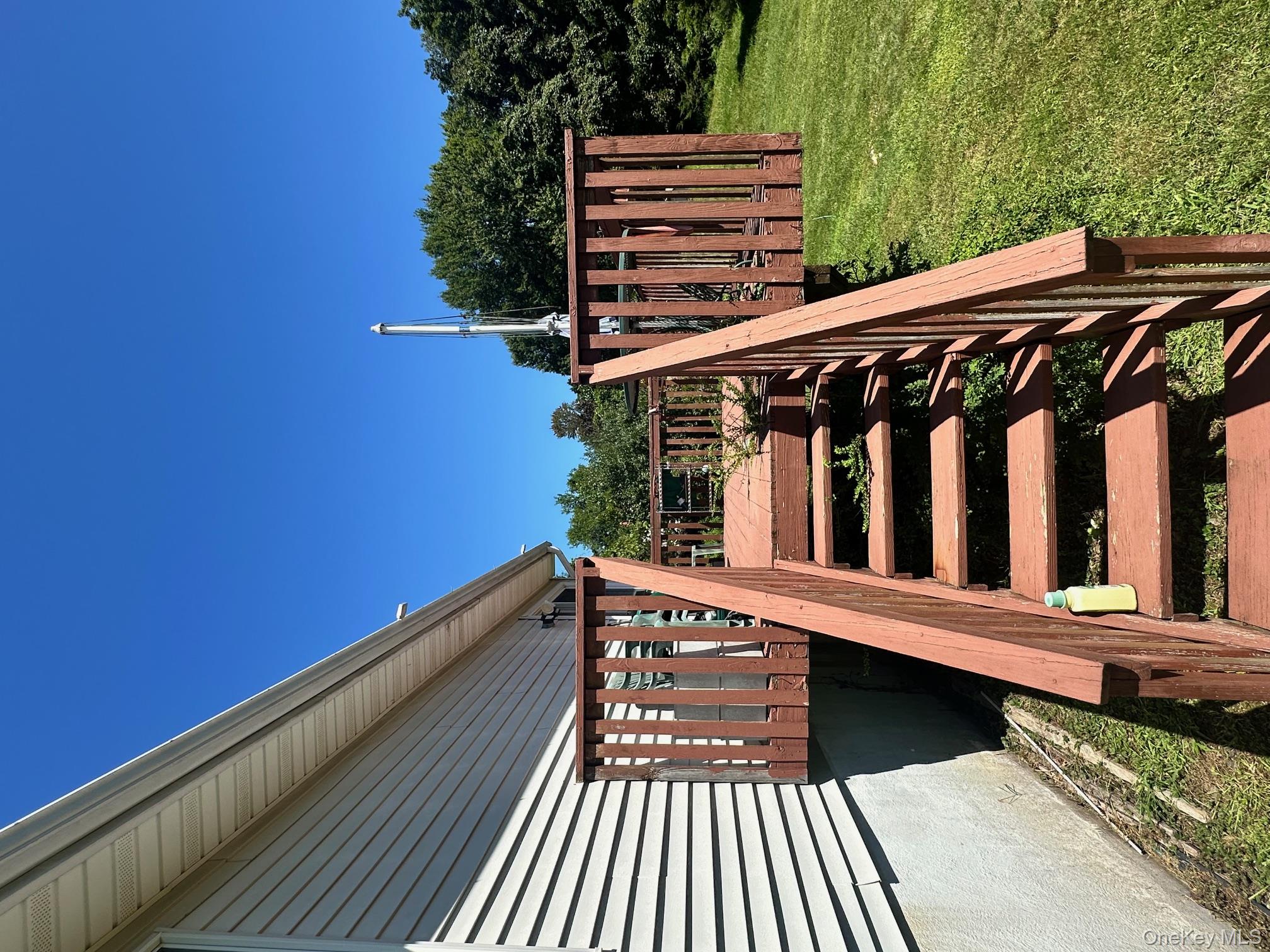 27 Clinton Drive, Washingtonville, NY 10992