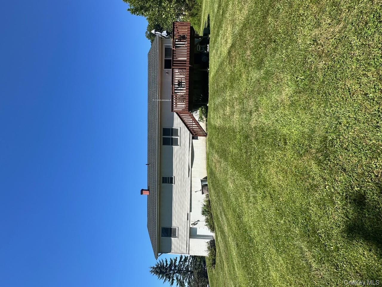 27 Clinton Drive, Washingtonville, NY 10992