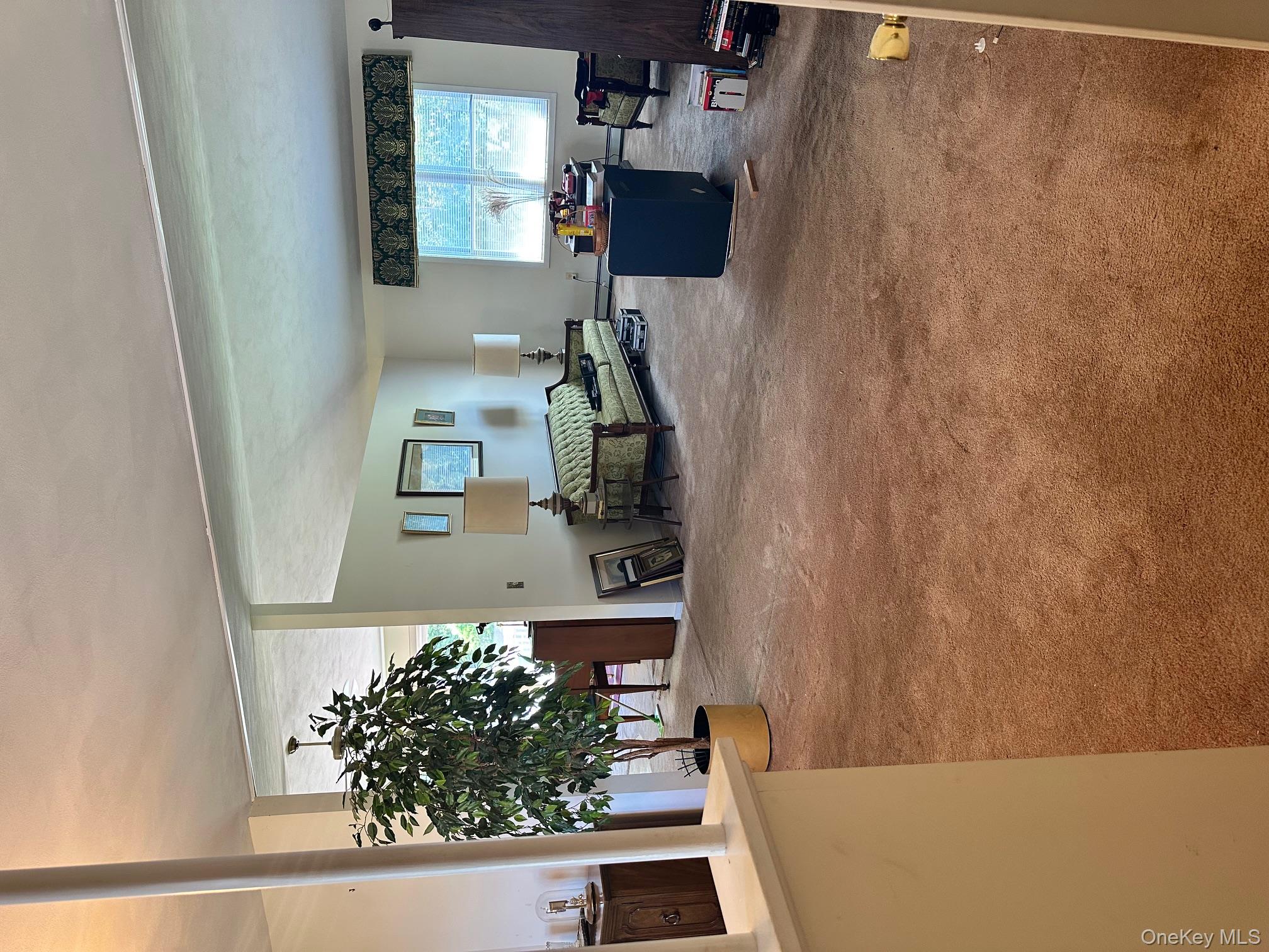 27 Clinton Drive, Washingtonville, NY 10992