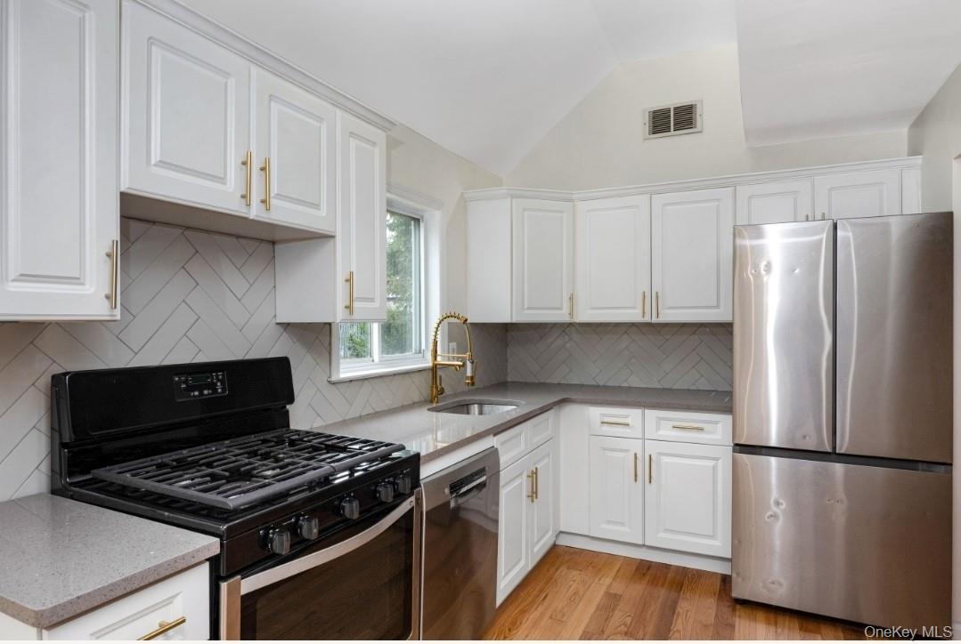 205 S 12th Street, Lindenhurst, NY 11757